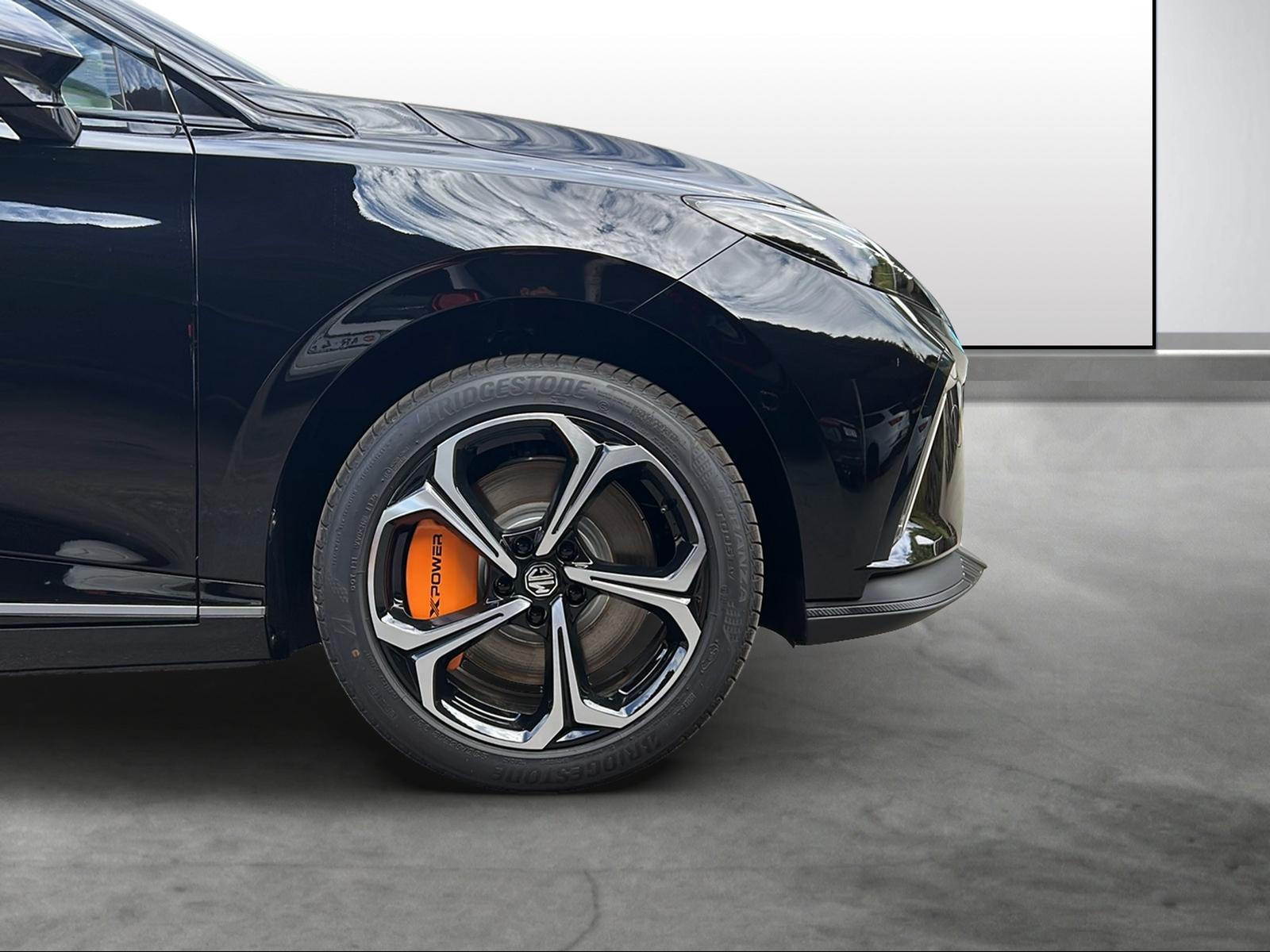 MG 4 64kWh Xpower 4WD-image-14