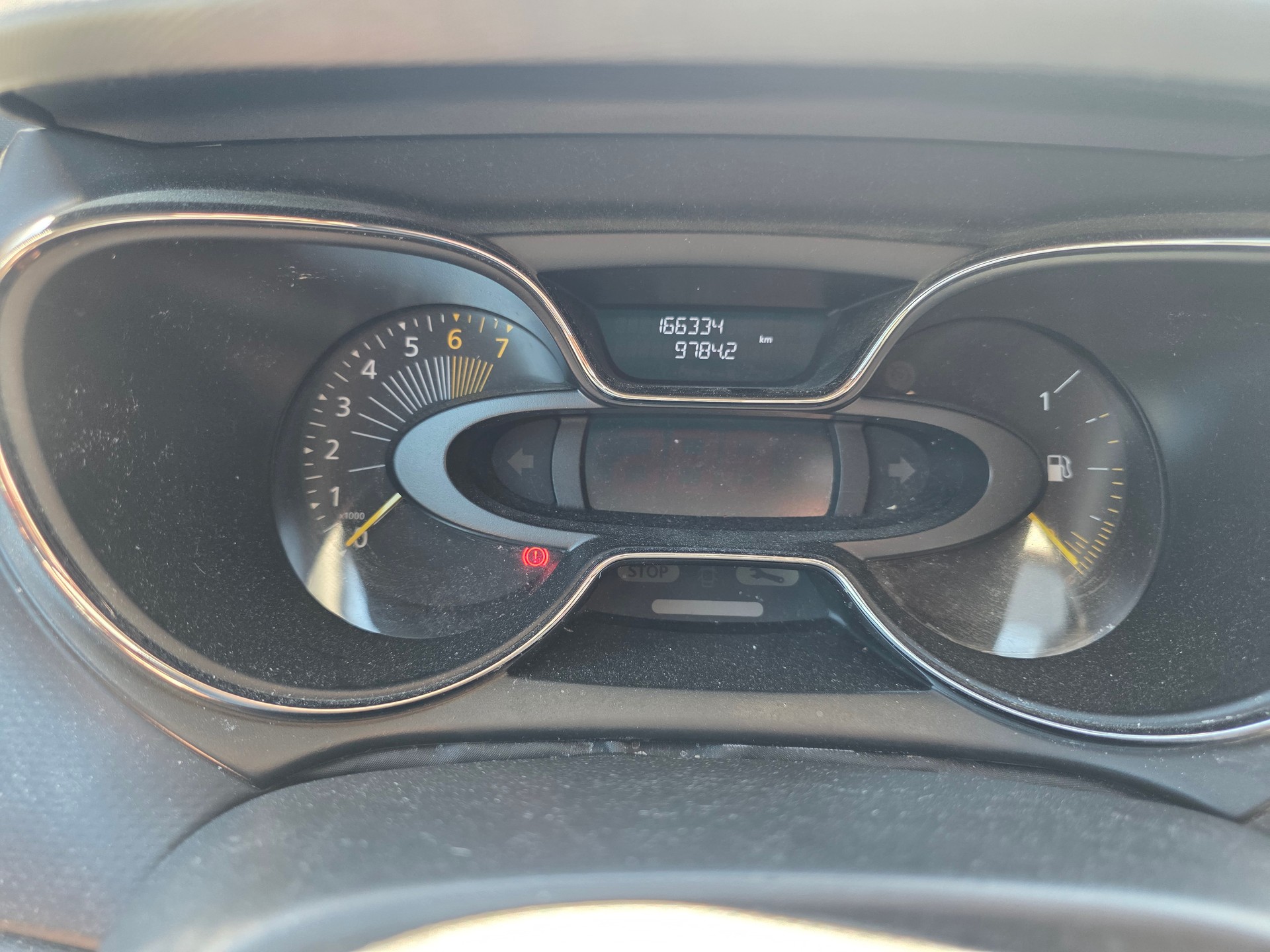 RENAULT Captur 1.2 T Helly Hansen EDC ab mfk-image-5