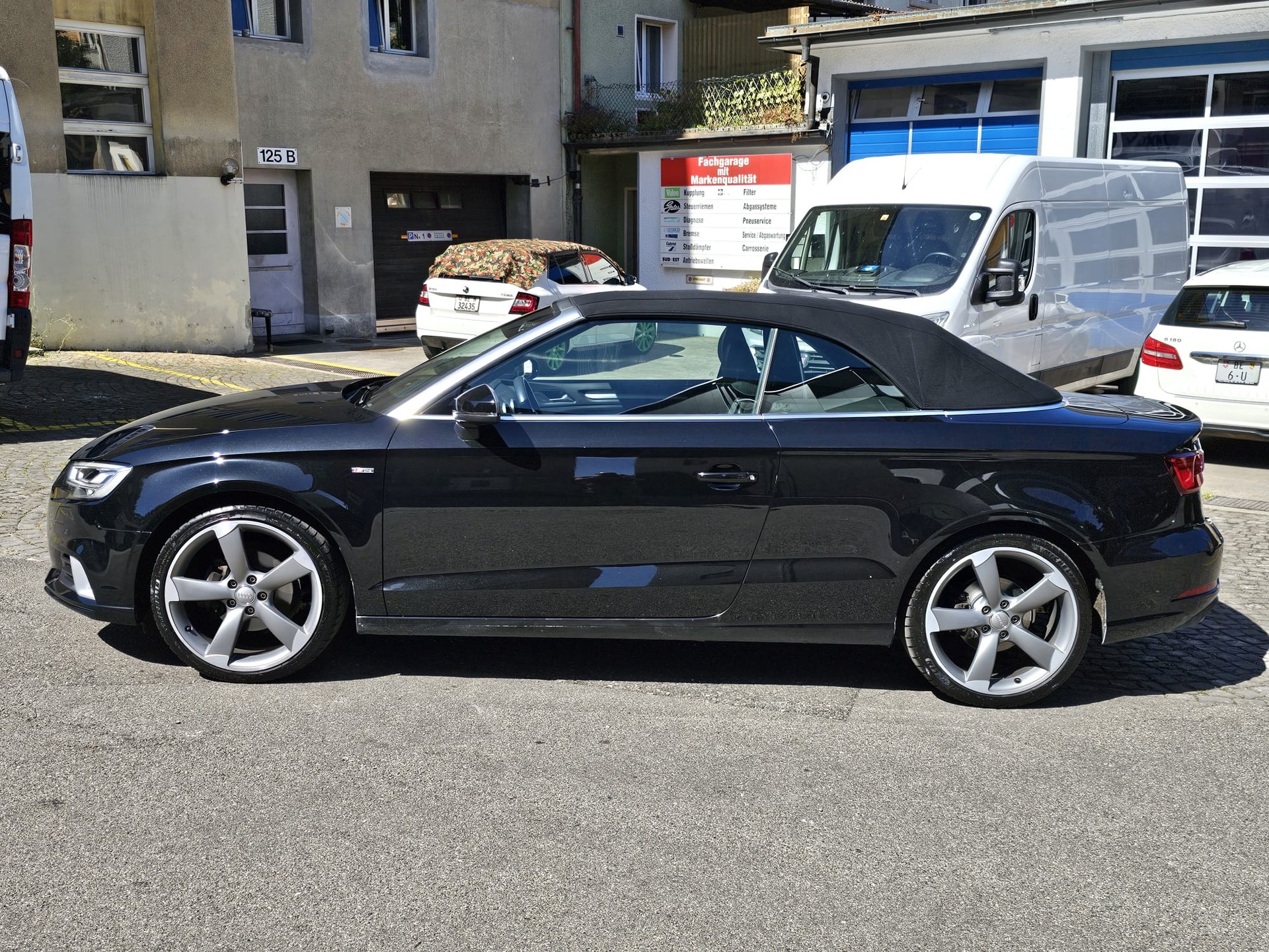 AUDI A3 Cabriolet 35 TFSI Sport Attraction S-tronic-image-2