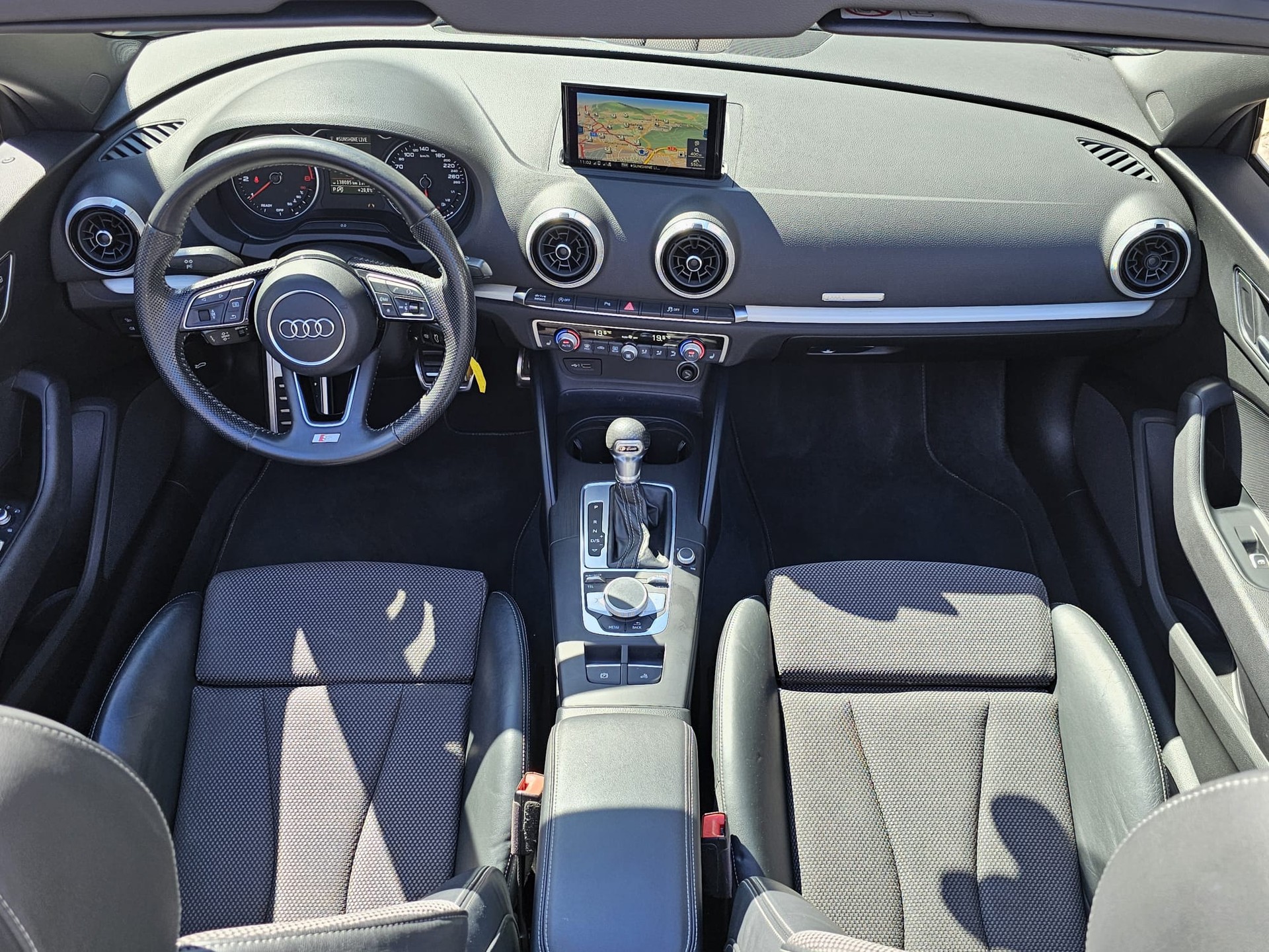 AUDI A3 Cabriolet 35 TFSI Sport Attraction S-tronic-image-10
