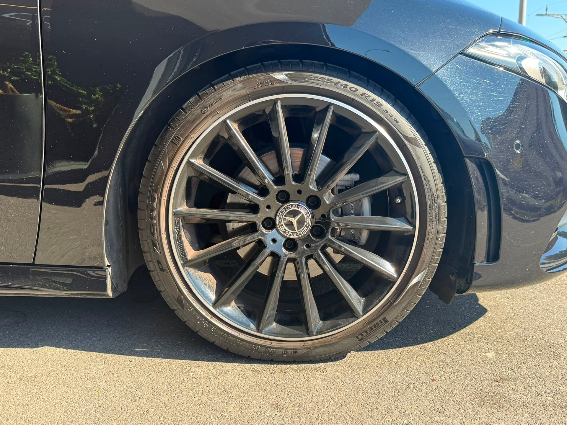 MERCEDES-BENZ A 200 AMG Line *Distronic* *Pano Dach* *Burmester* *Gratis Service* 7G-DCT-image-7