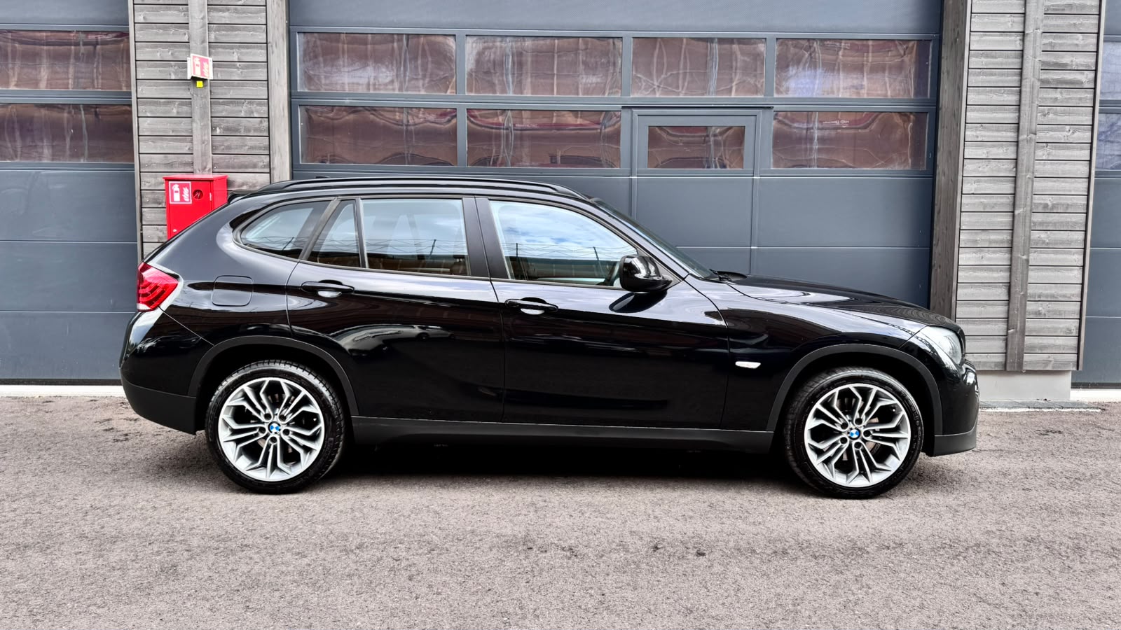 BMW X1 xDrive 20d Steptronic-image-3