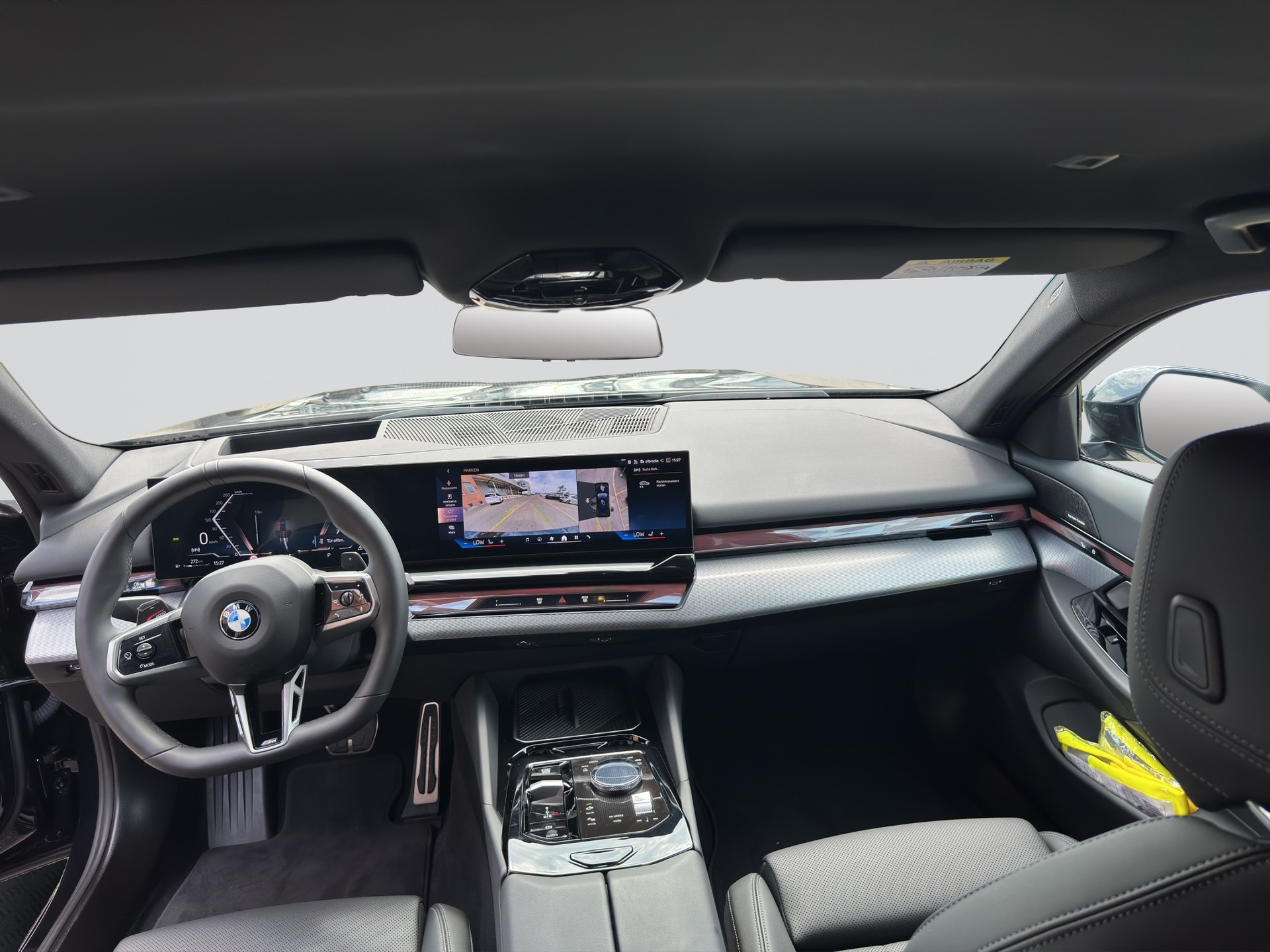 BMW 520d M Sport Pro 48V Touring Steptronic sDrive-image-15