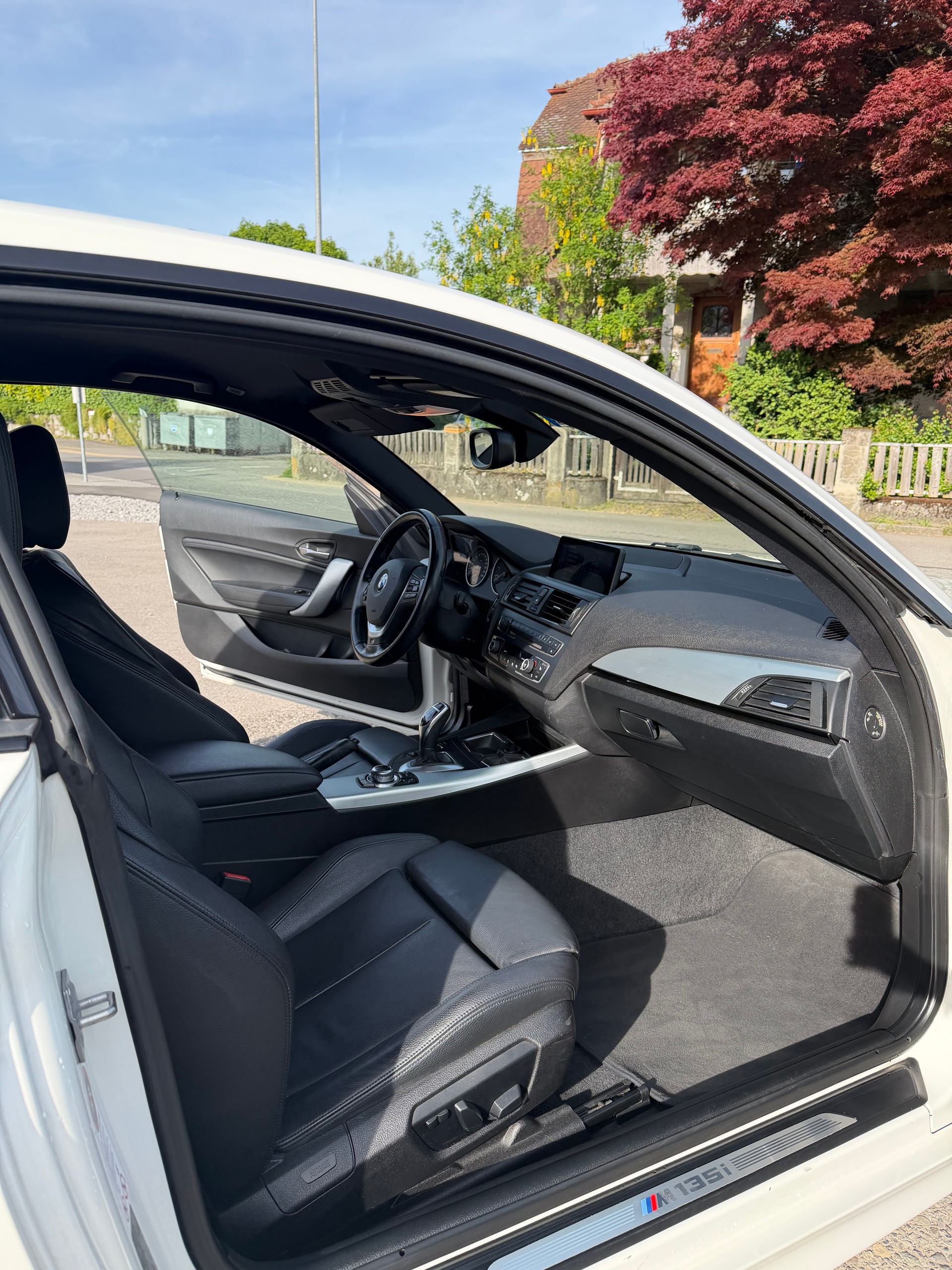 BMW M135i xDrive-image-3