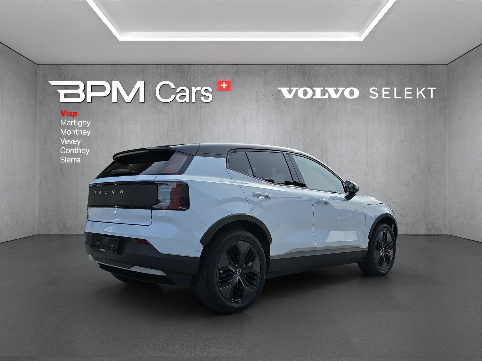 VOLVO EX30 Cross Country E60 69kWh Twin Performance AWD-image-4