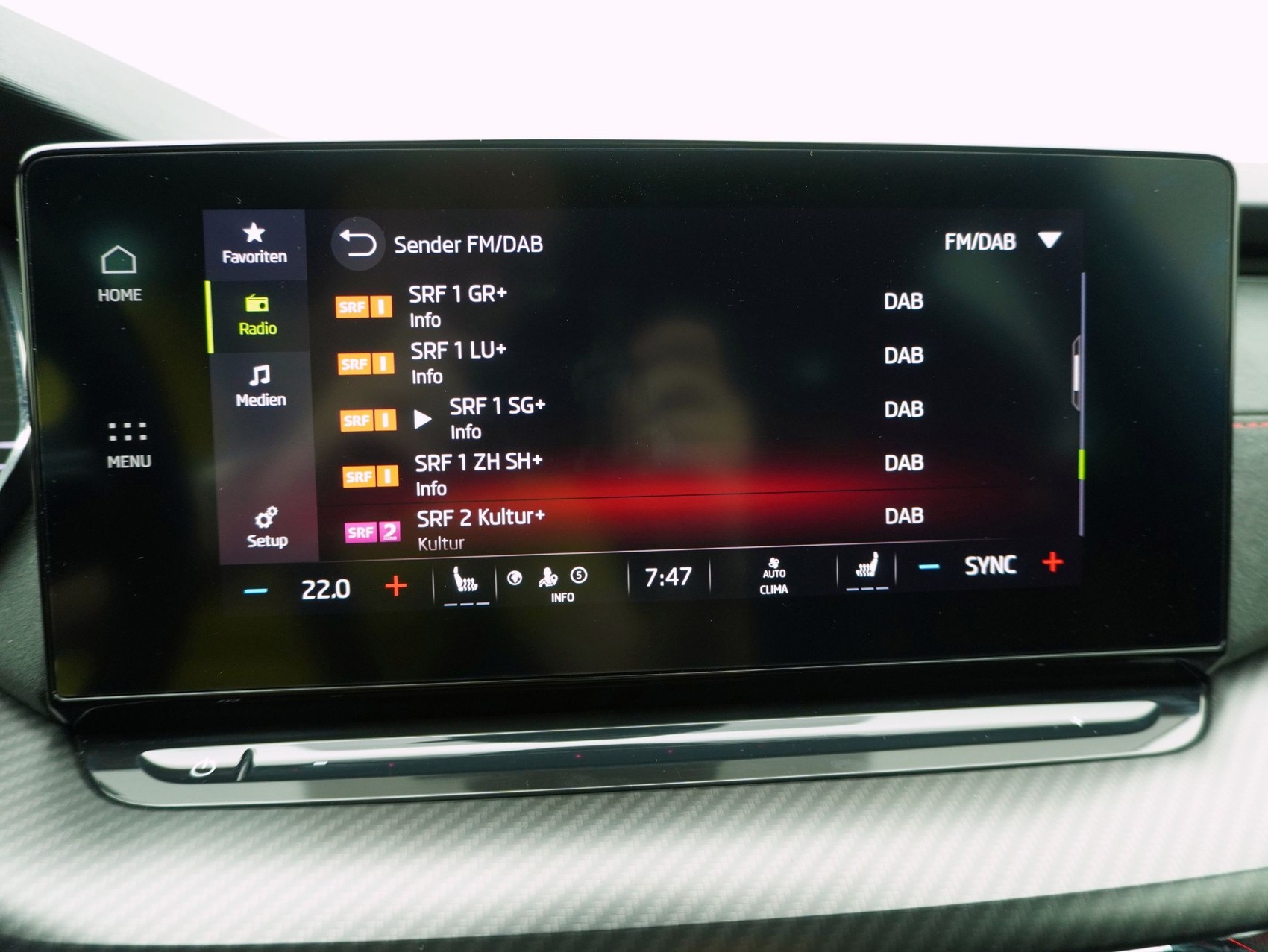 SKODA Octavia 2.0 TSI DSG RS-image-18
