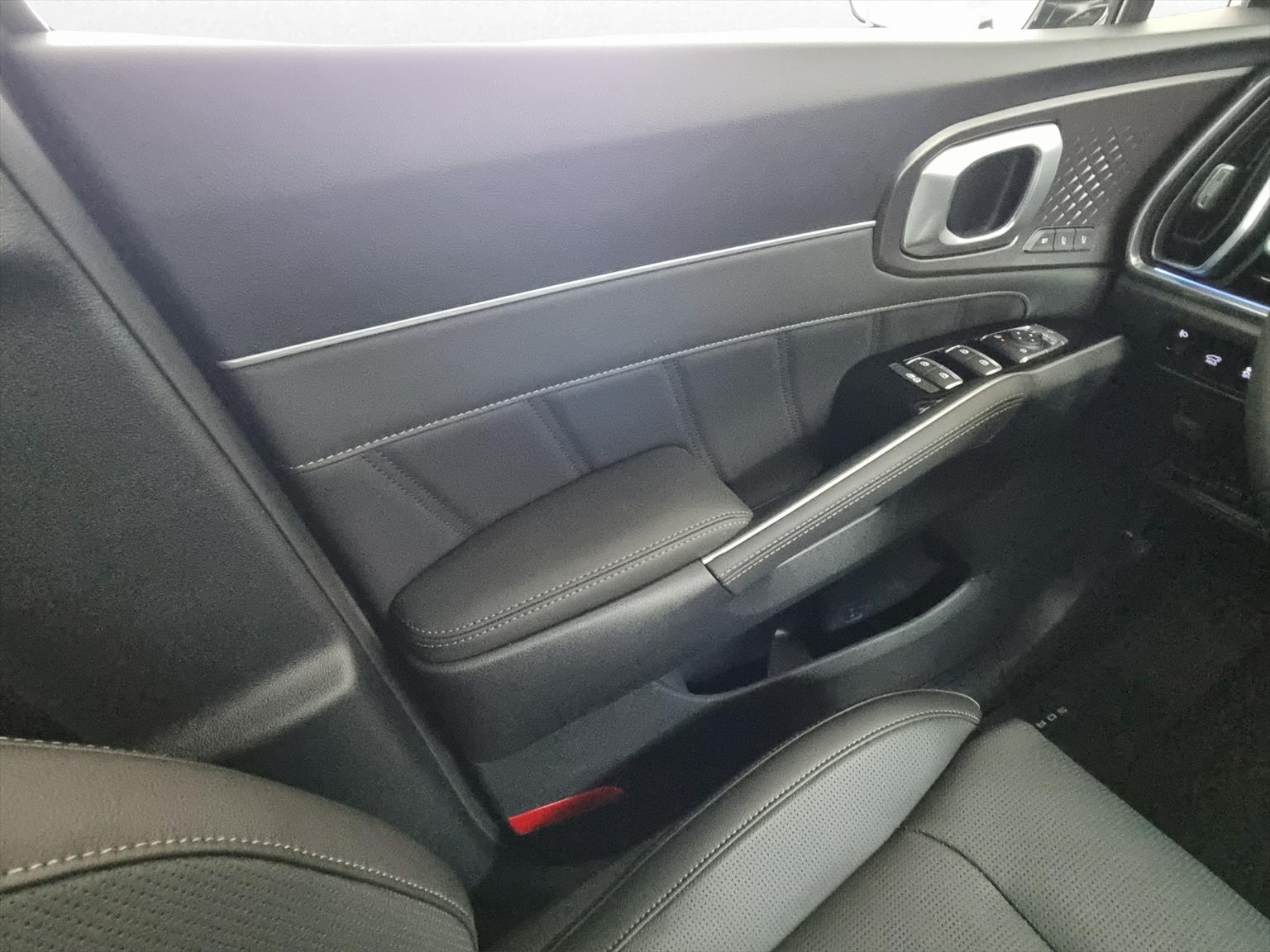 KIA Sorento 2.2 CRDI 7P Evolution DCT Pano-image-11