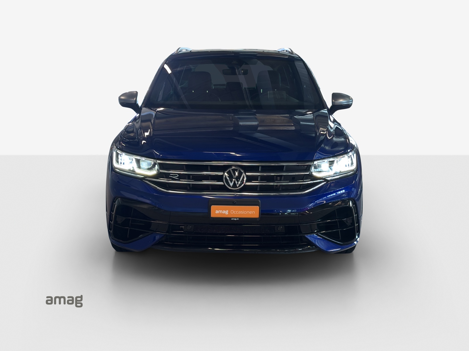 VW Tiguan 2.0TSI R 4Motion DSG-image-6