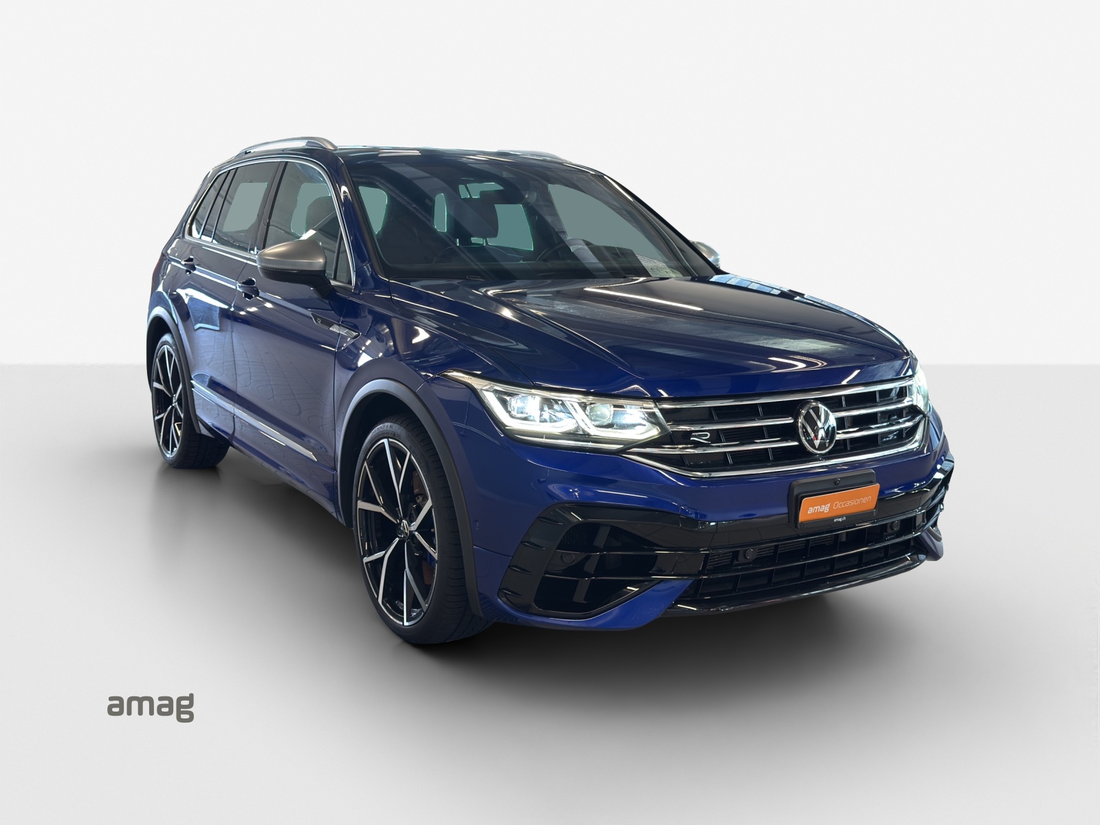 VW Tiguan 2.0TSI R 4Motion DSG-image-5