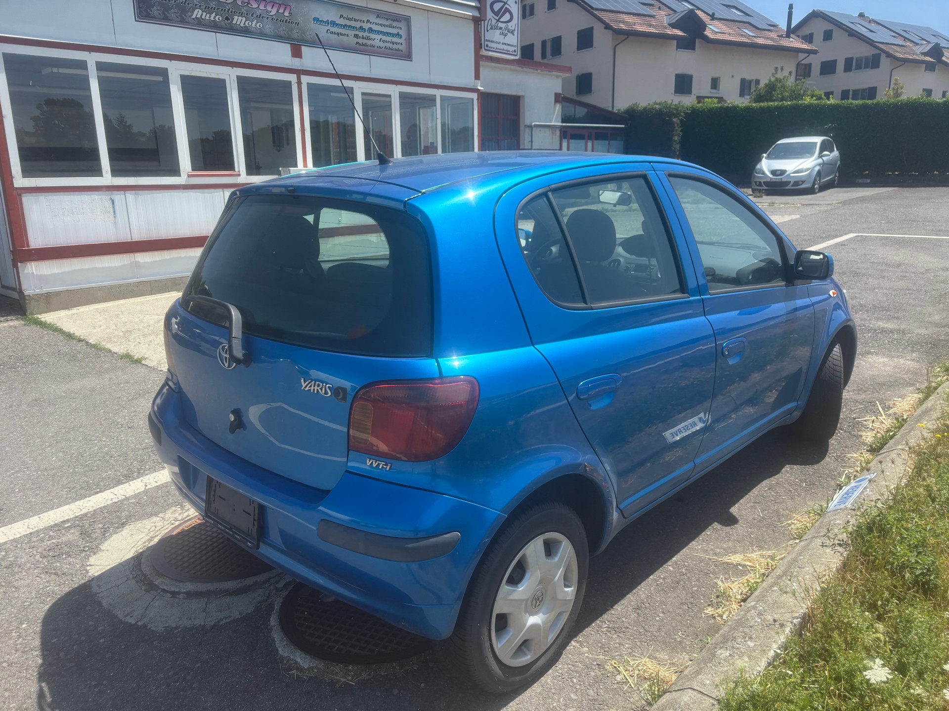 TOYOTA Yaris 1.3 Linea Luna-image-3