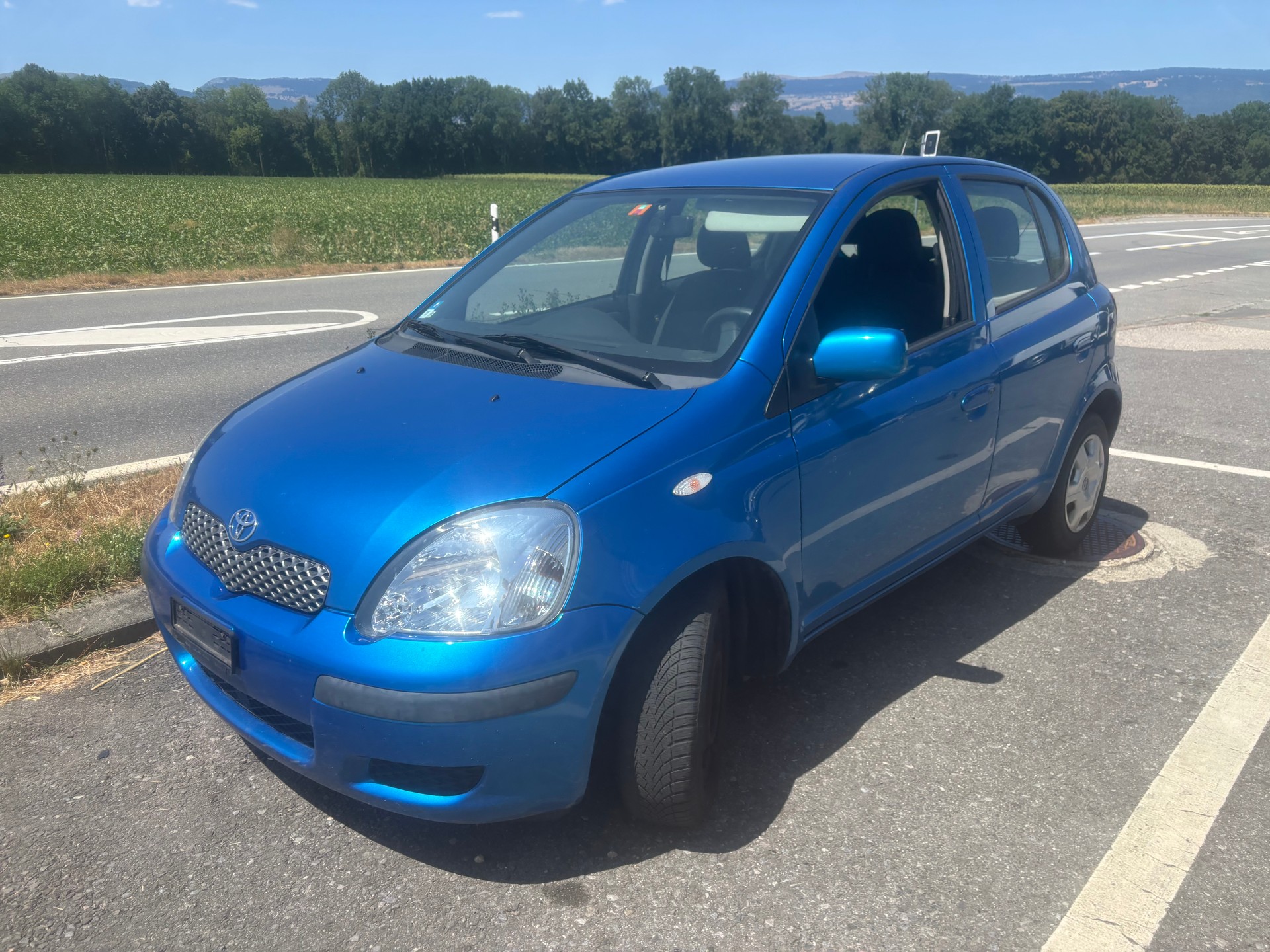 TOYOTA Yaris 1.3 Linea Luna-image-4
