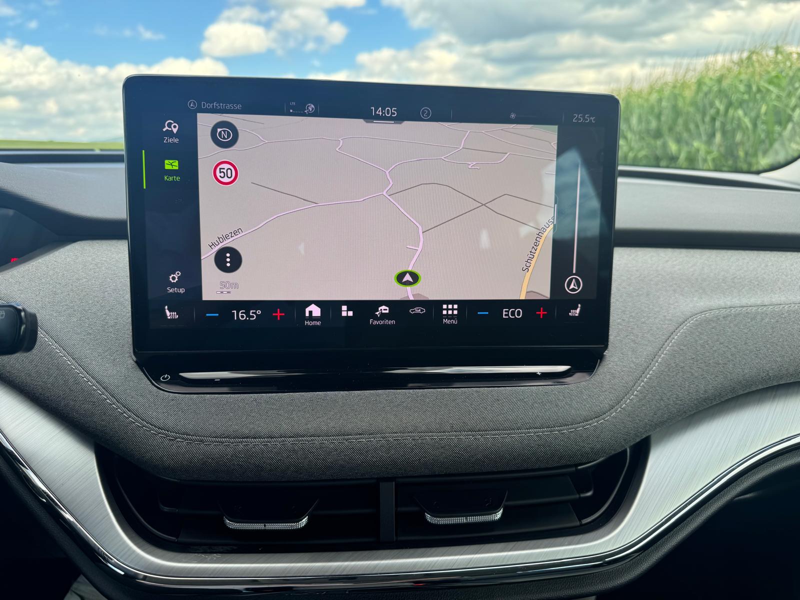 SKODA Enyaq iV 80-image-12