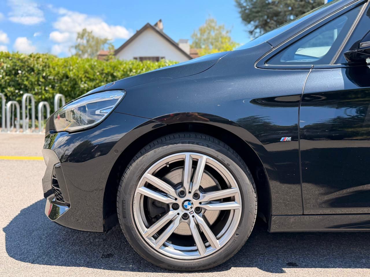 BMW 220d xDrive Gran Tourer Steptronic M Sport-image-3