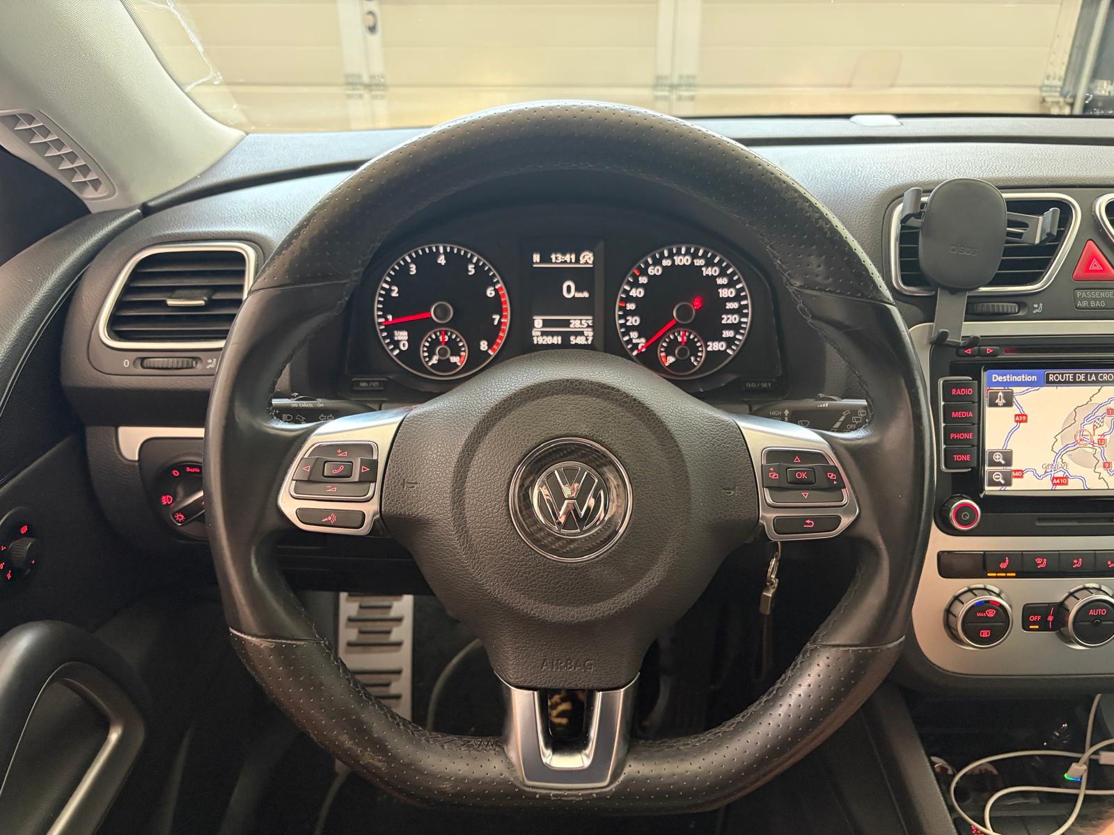 VW Scirocco 1.4 TSI BlueMotion Technology - Caméra de recul - Régulateur de vitesse-image-9