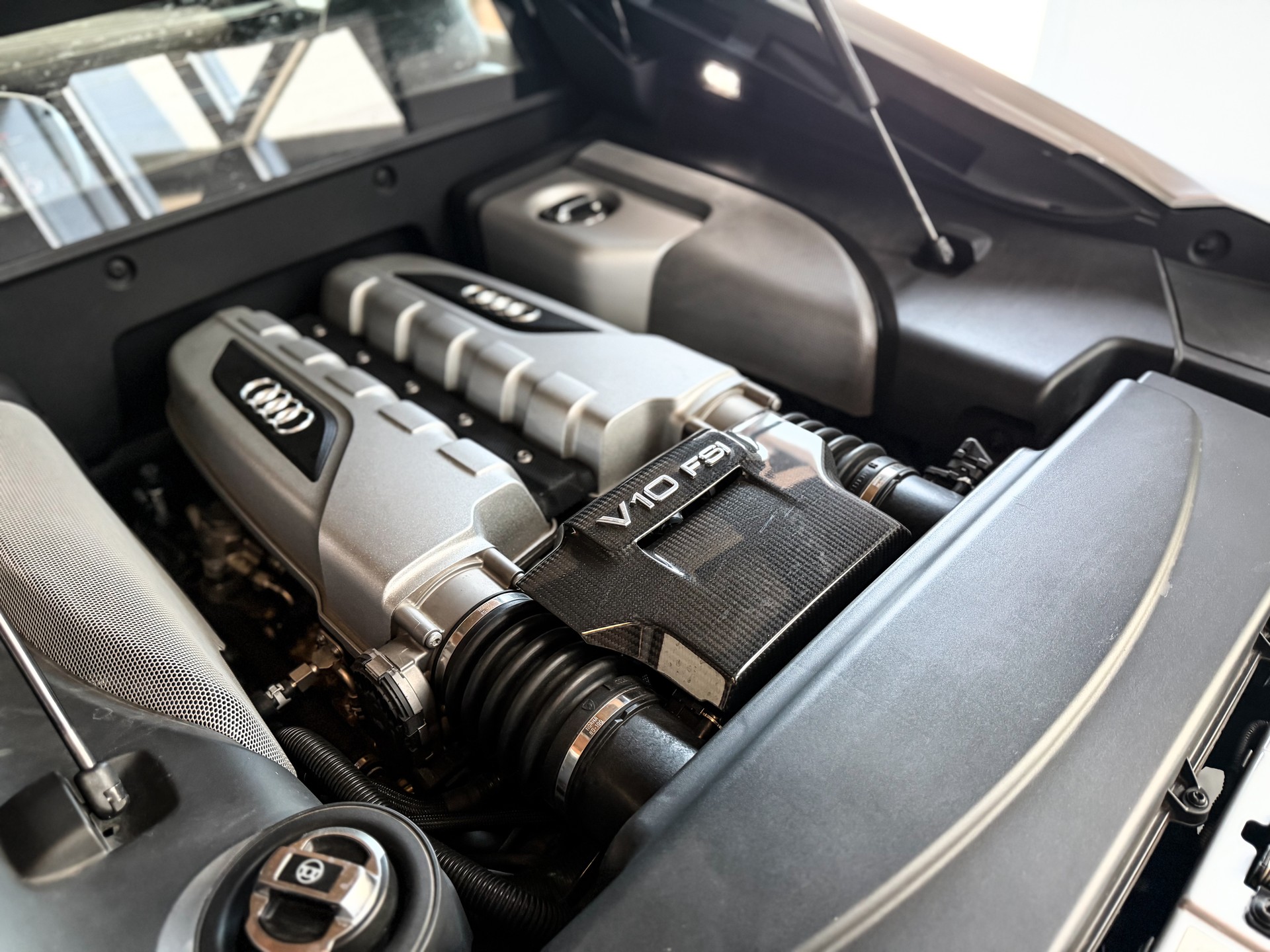 AUDI R8 Coupé 5.2 - Boîte mécanique - ABT-image-12