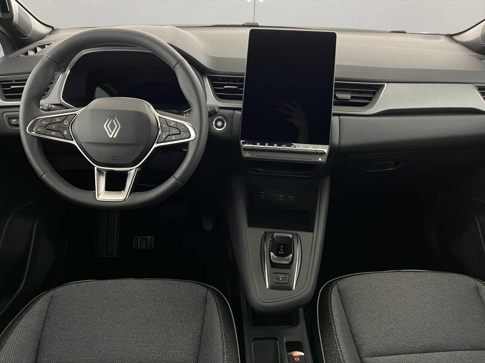 RENAULT Captur 1.8 E-Tech techno-image-8