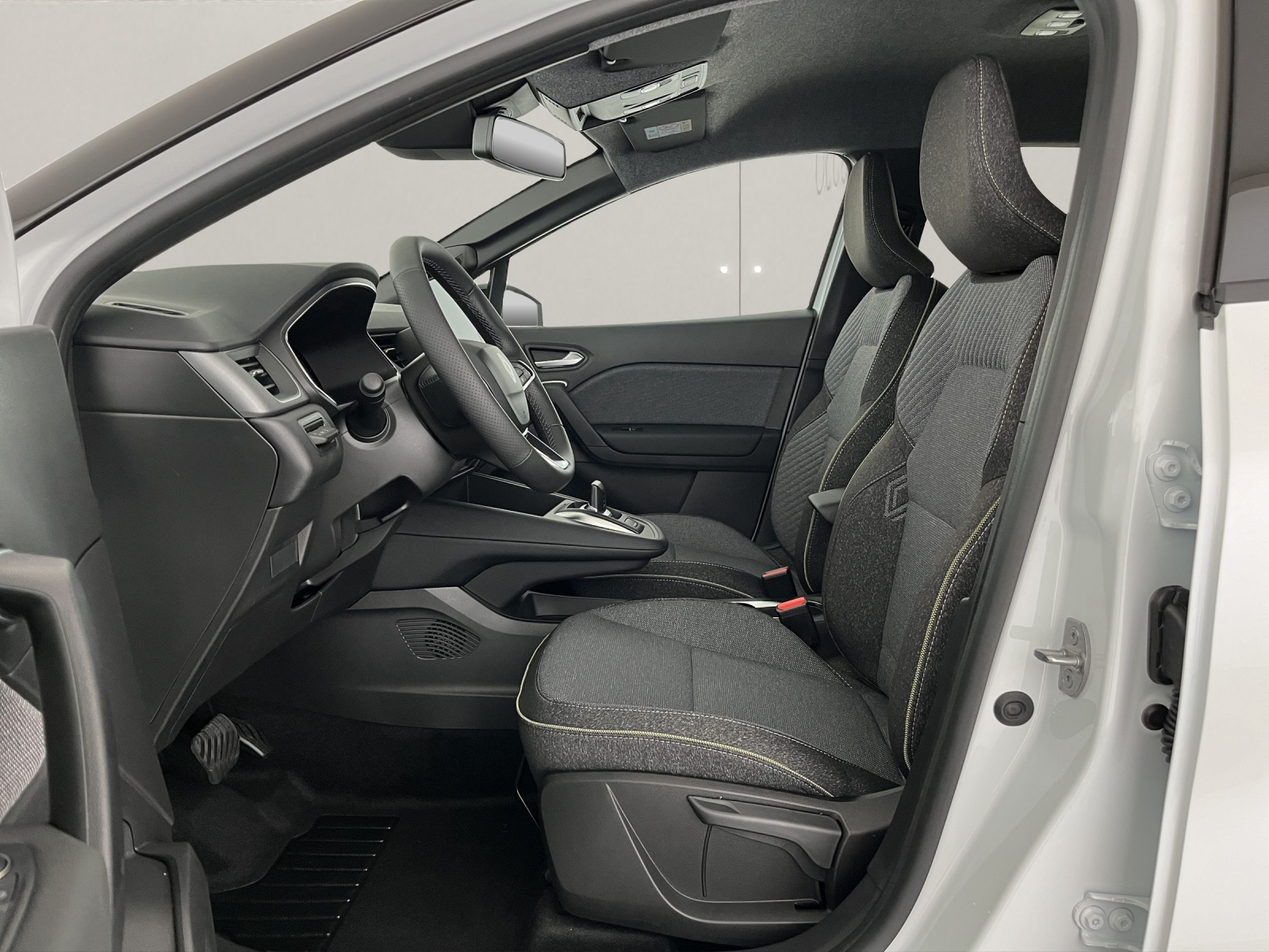RENAULT Captur 1.8 E-Tech techno-image-7