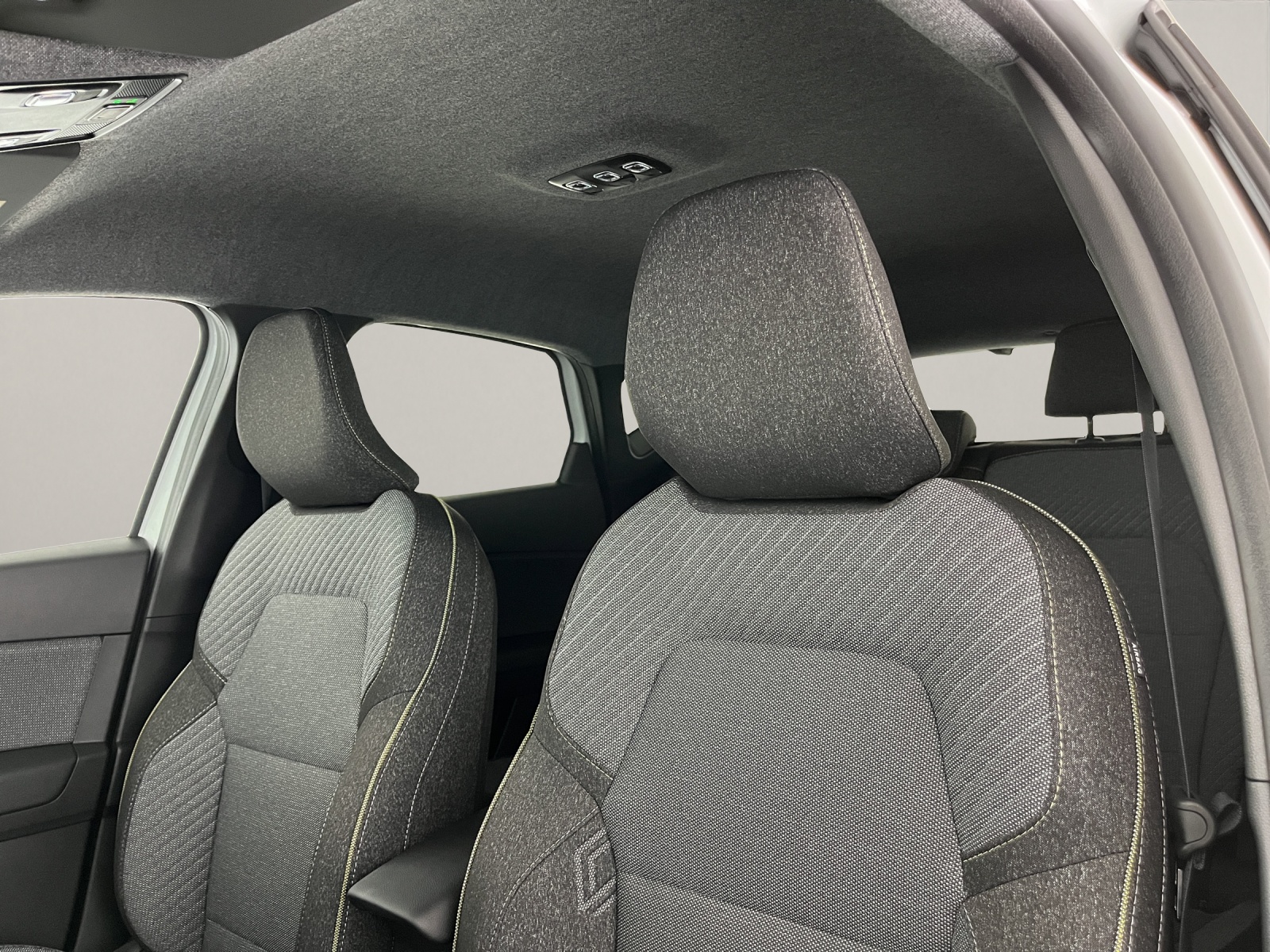 RENAULT Captur 1.8 E-Tech techno-image-14