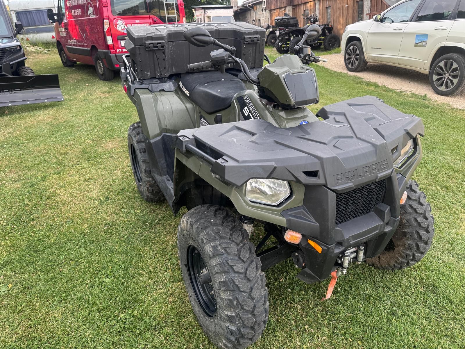 POLARIS Sportsman 570 4x4-image-6
