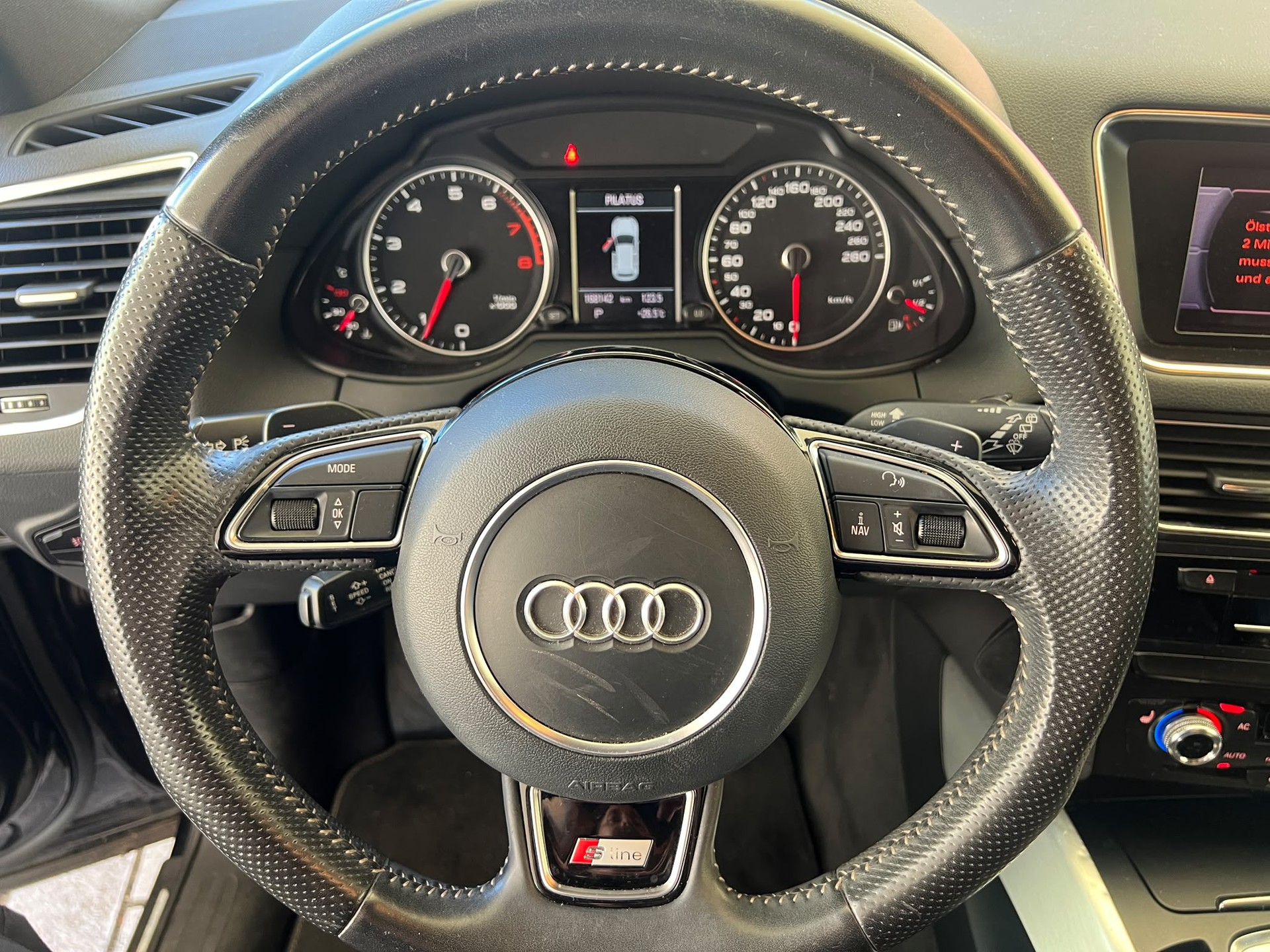 AUDI Q5 2.0 TFSI quattro tiptronic-image-30