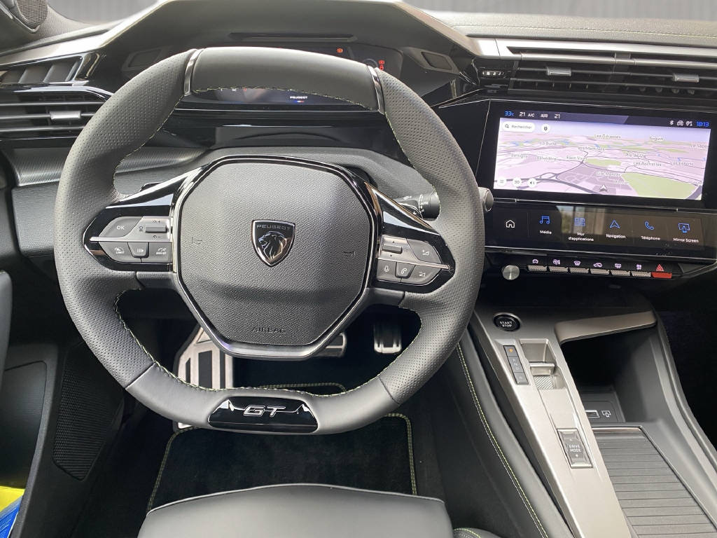 PEUGEOT 408 1.6 PHEV 225 GT Exclusive-image-12