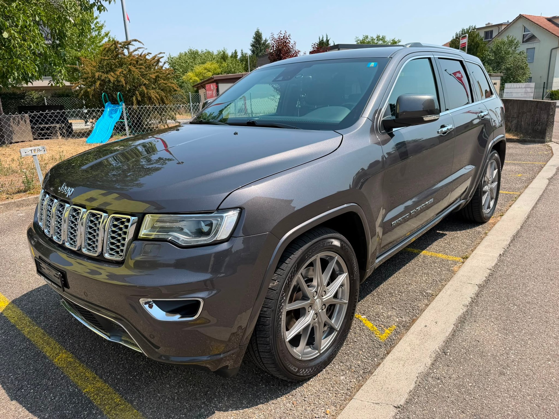JEEP Grand Cherokee 3.0 CRD Summit Automatic-image-2