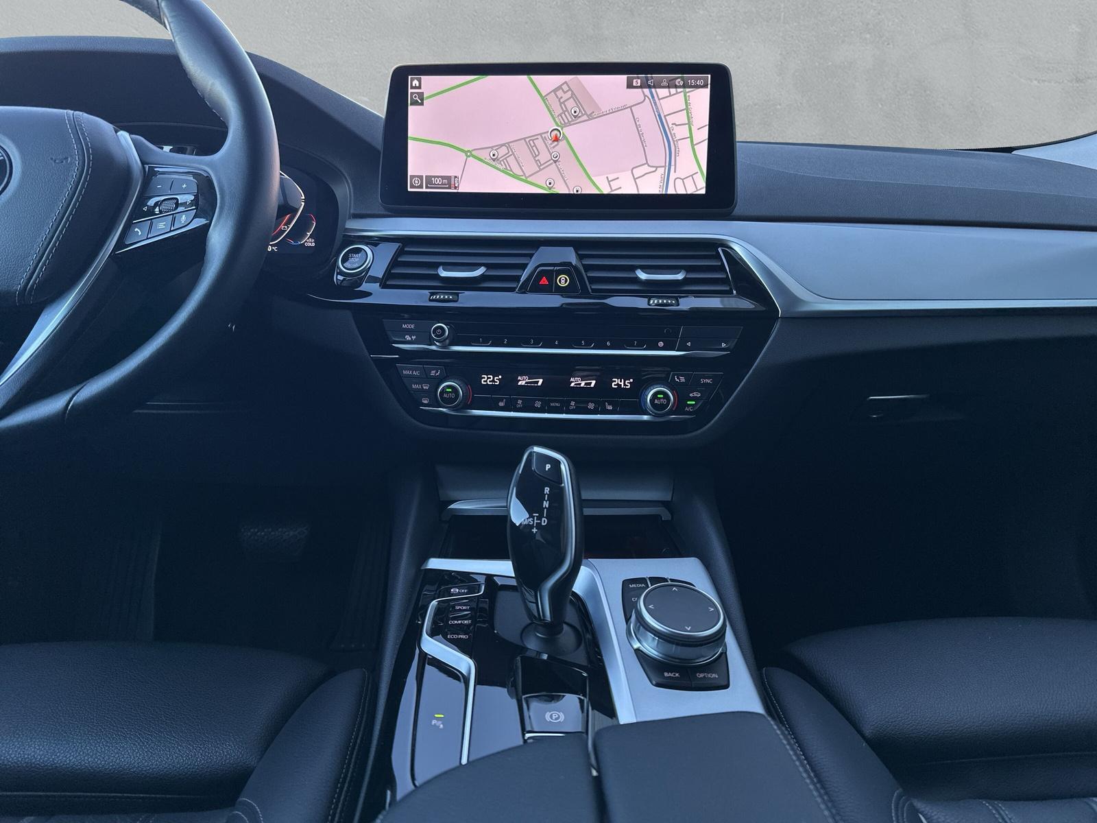 BMW 530d Touring xDrive Steptronic G31 (CH)📍-image-13