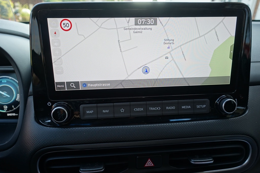 HYUNDAI Kona 1.6 GDi HEV Vertex DCT-image-8