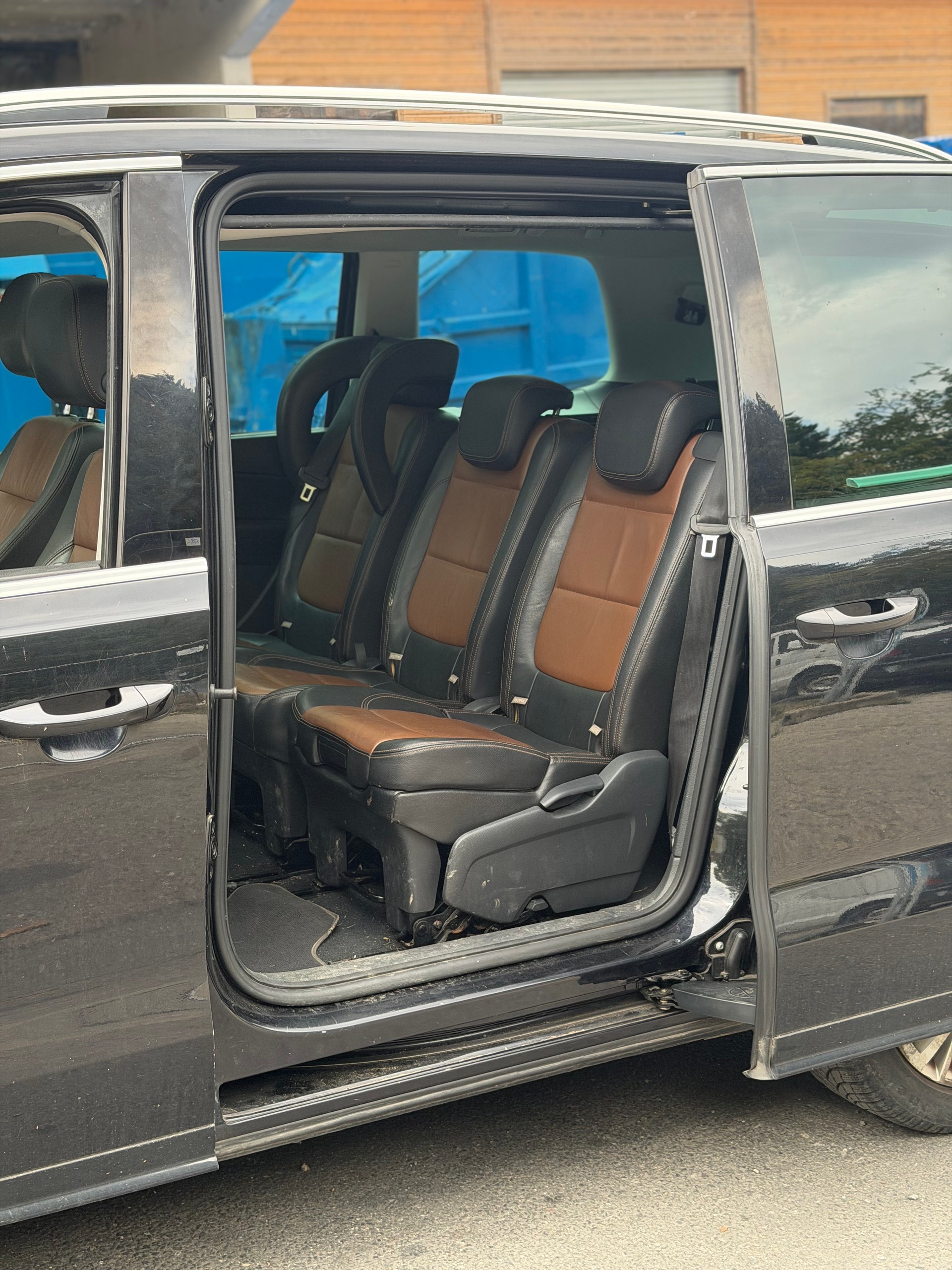 VW Sharan 2.0 TSI Design DSG-image-11