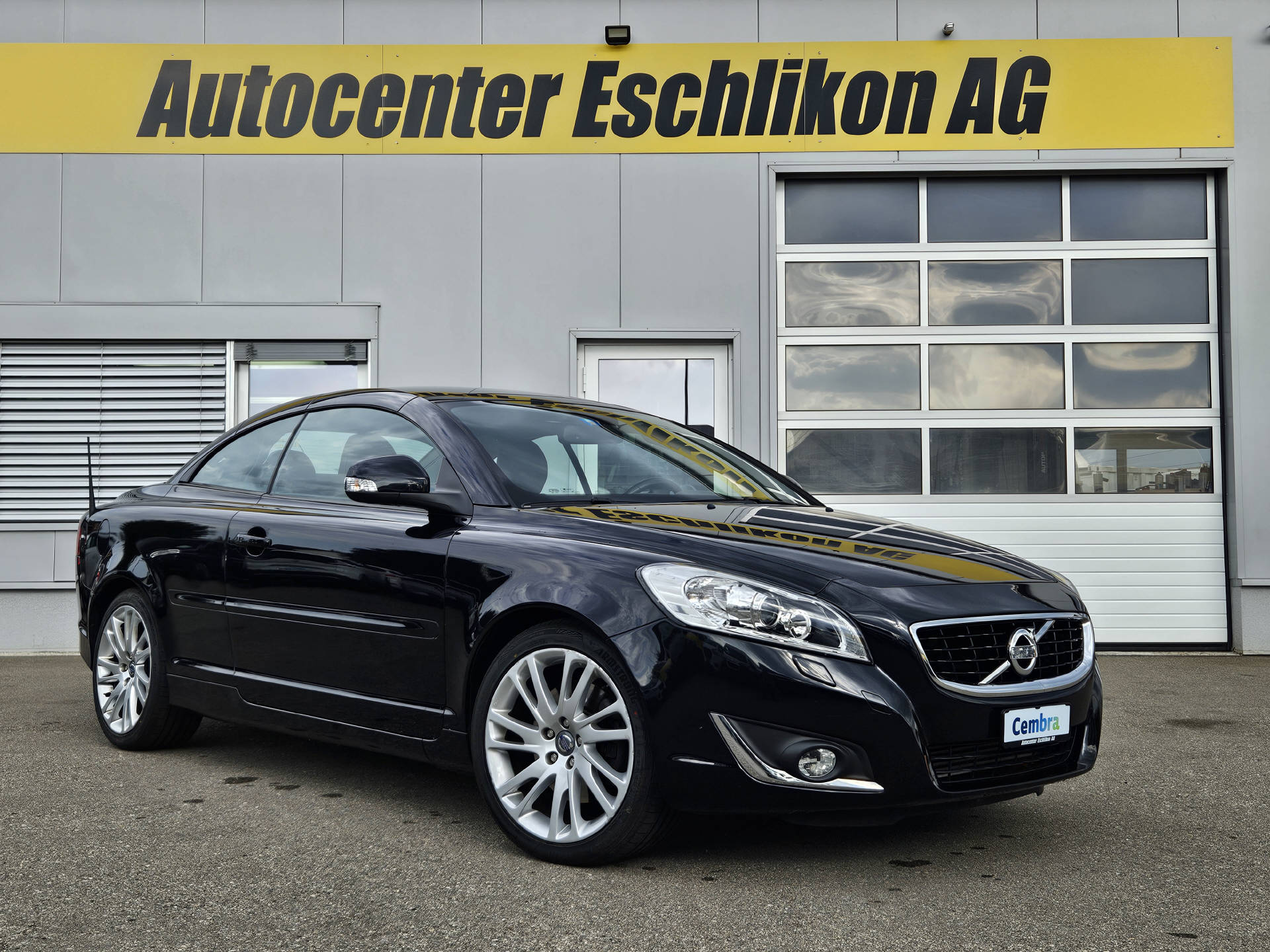 VOLVO C70 Cabriolet 2.5 20V T5 230 Inscription-image-2