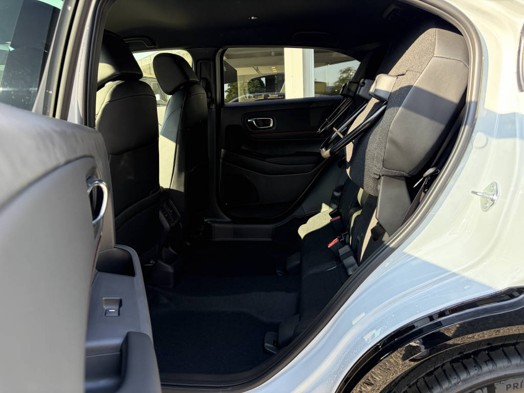 HONDA HR-V 1.5 i-MMD Advance Sport-image-9
