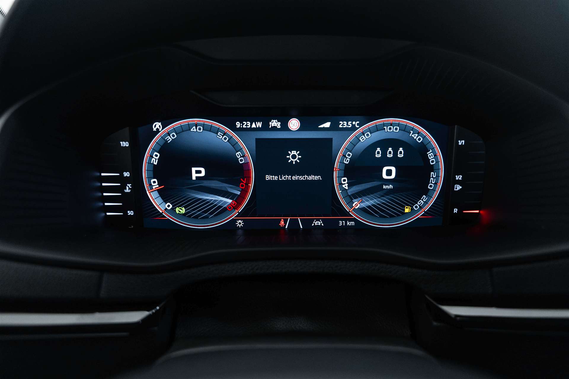 SKODA SKODA Karoq 2.0 TSI SportLine 4x4 DSG-image-24