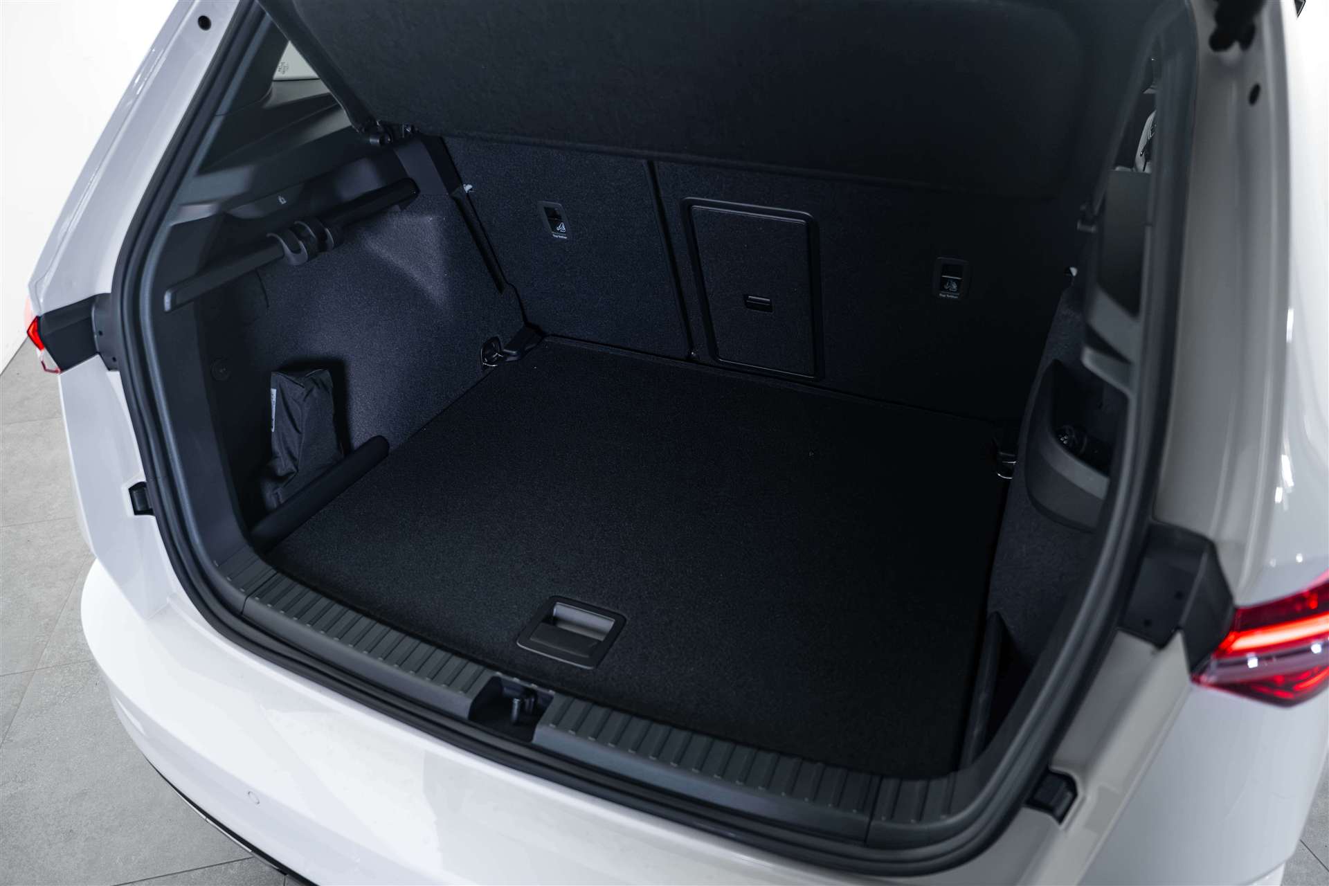 SKODA SKODA Karoq 2.0 TSI SportLine 4x4 DSG-image-5