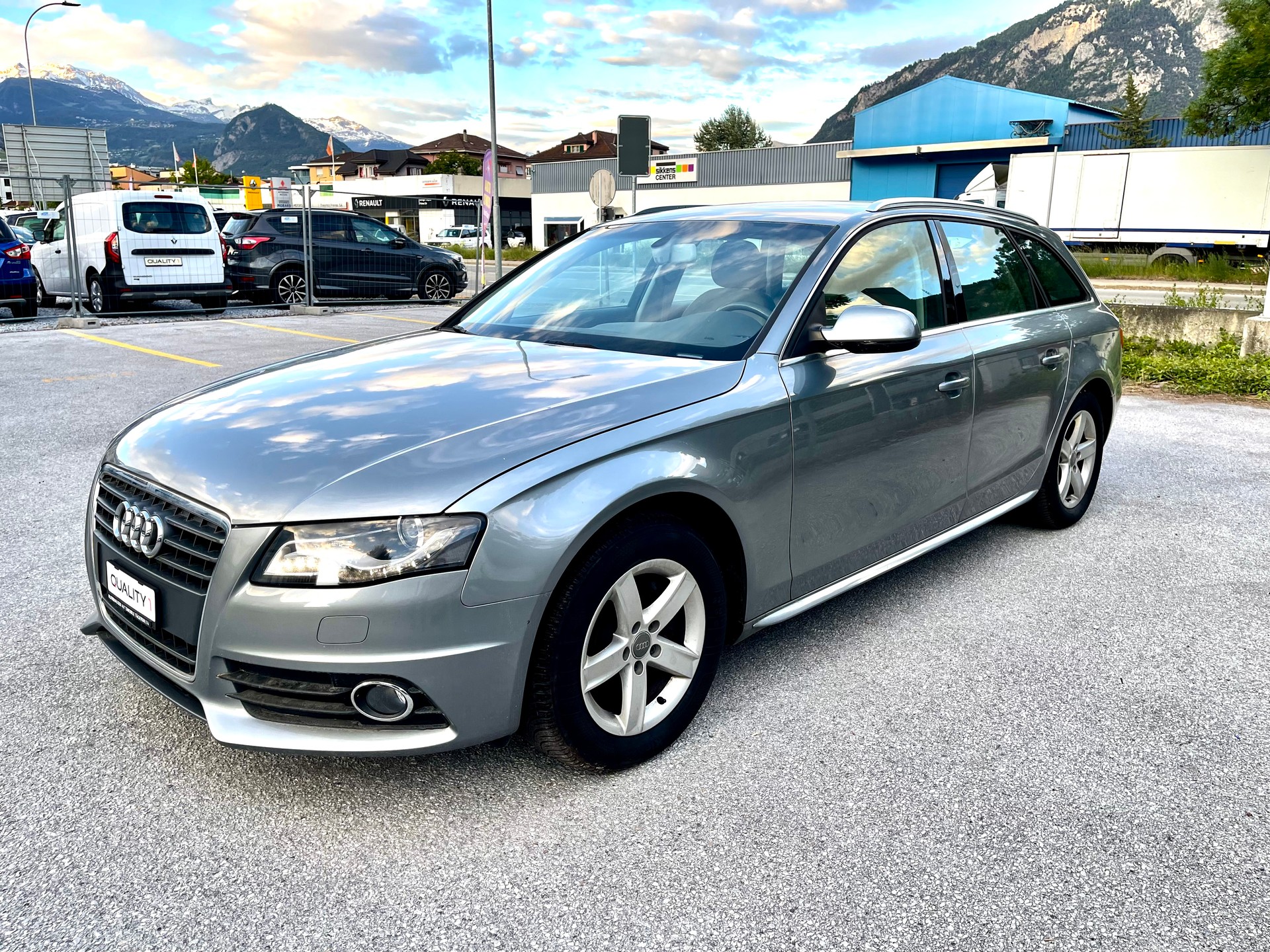 AUDI A4 Avant 2.0 TFSI Style multitronic-image-27