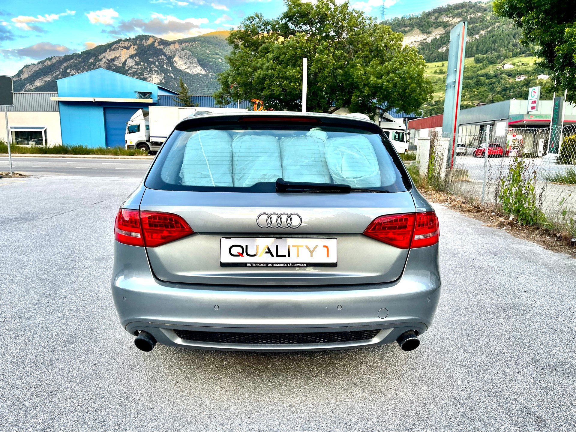 AUDI A4 Avant 2.0 TFSI Style multitronic-image-21