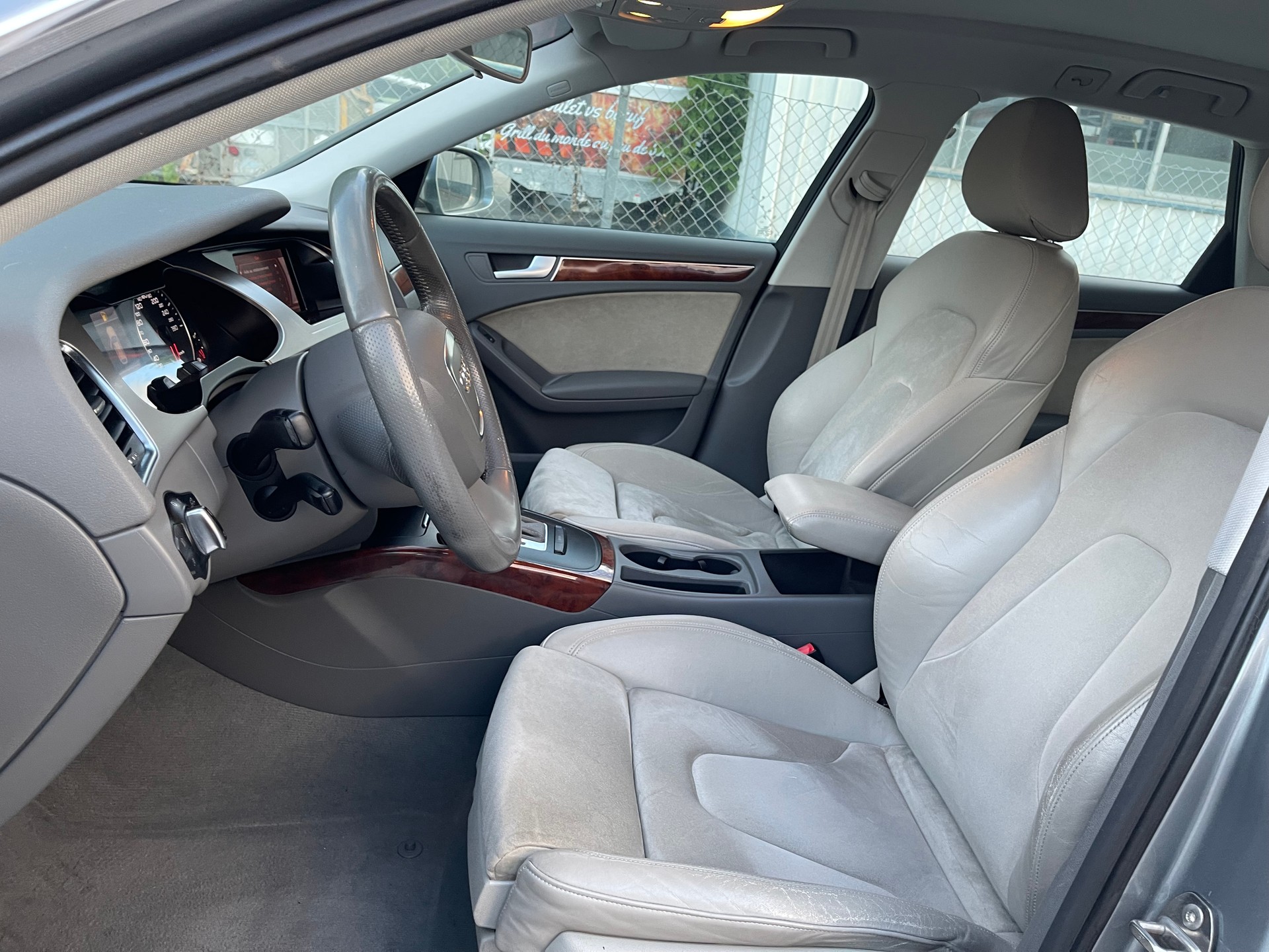 AUDI A4 Avant 2.0 TFSI Style multitronic-image-25