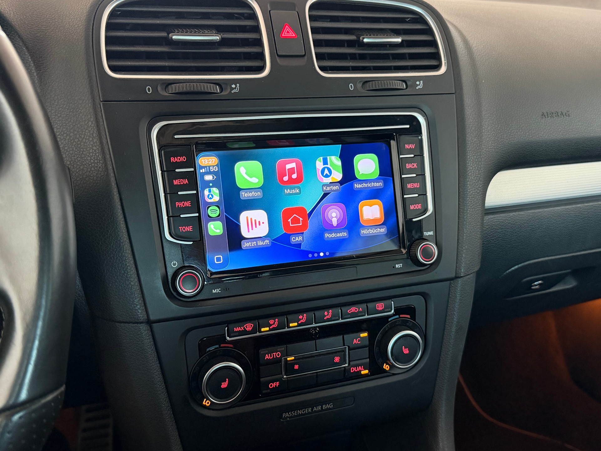 VW Golf 2.0 TSI R 4Motion-image-11