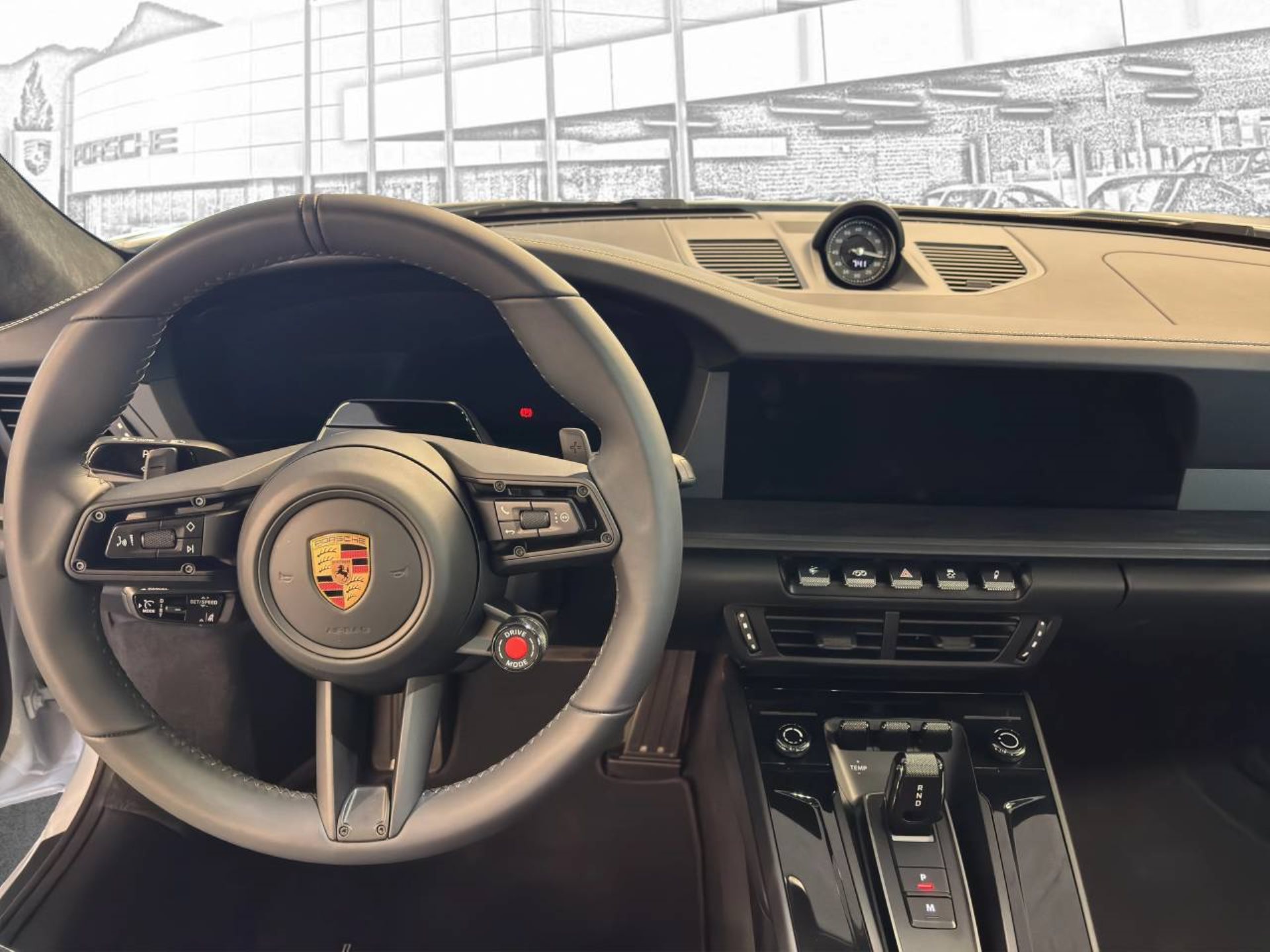 PORSCHE 911 Carrera 4 GTS-image-3