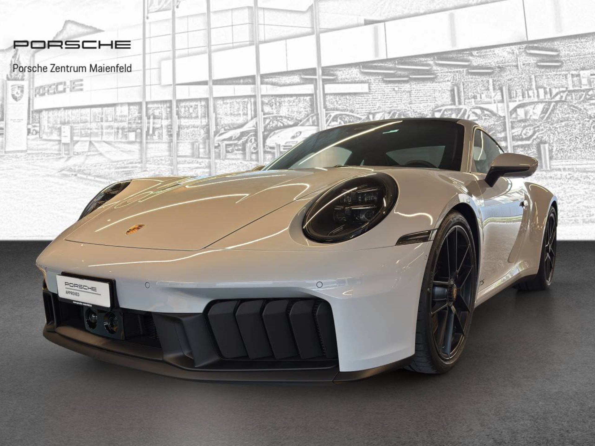 PORSCHE 911 Carrera 4 GTS-image-0