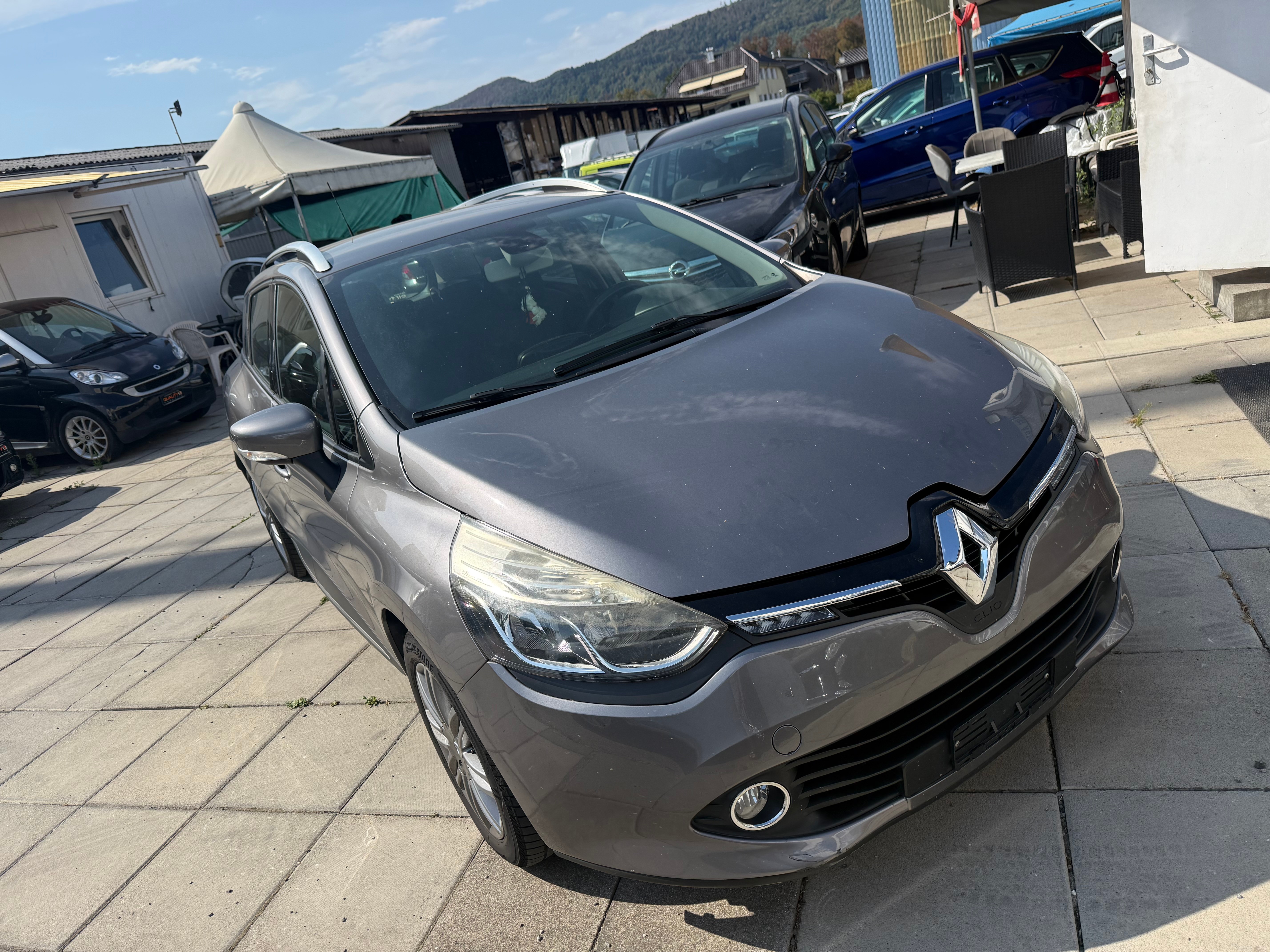 Car photo