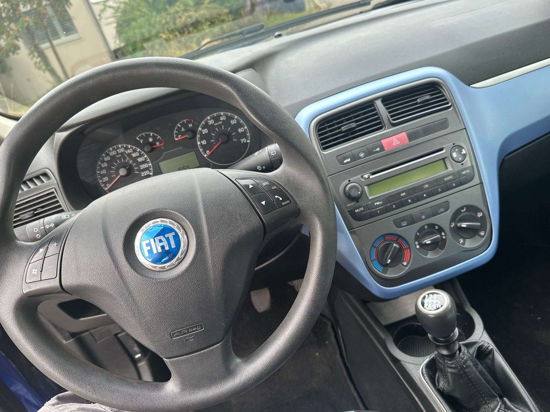 FIAT Punto 1.4 16V Emotion-image-11