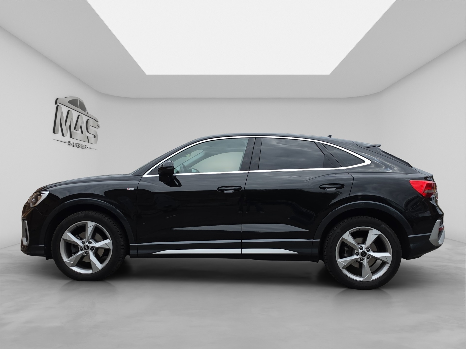 AUDI Q3 Sportback 35 TDI S line Attraction quattro S-tronic-image-2