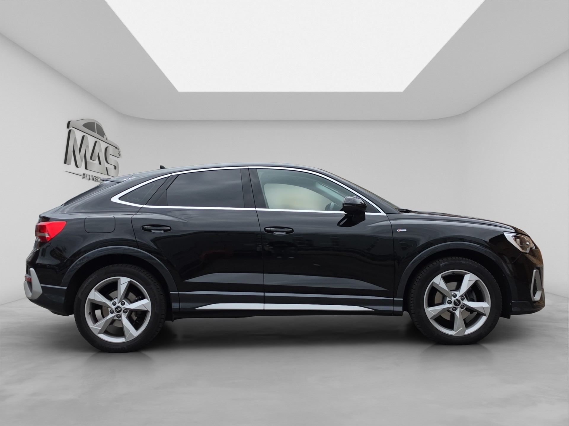 AUDI Q3 Sportback 35 TDI S line Attraction quattro S-tronic-image-6