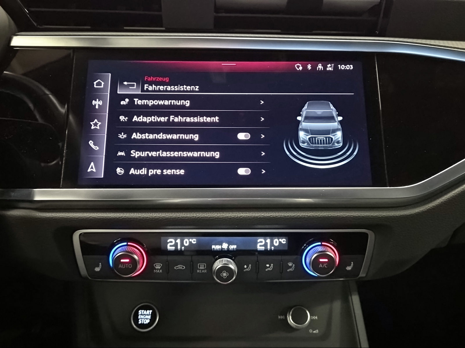 AUDI Q3 40 TFSI advanced quattro S-tronic Mythosschwarz Metallic-image-15