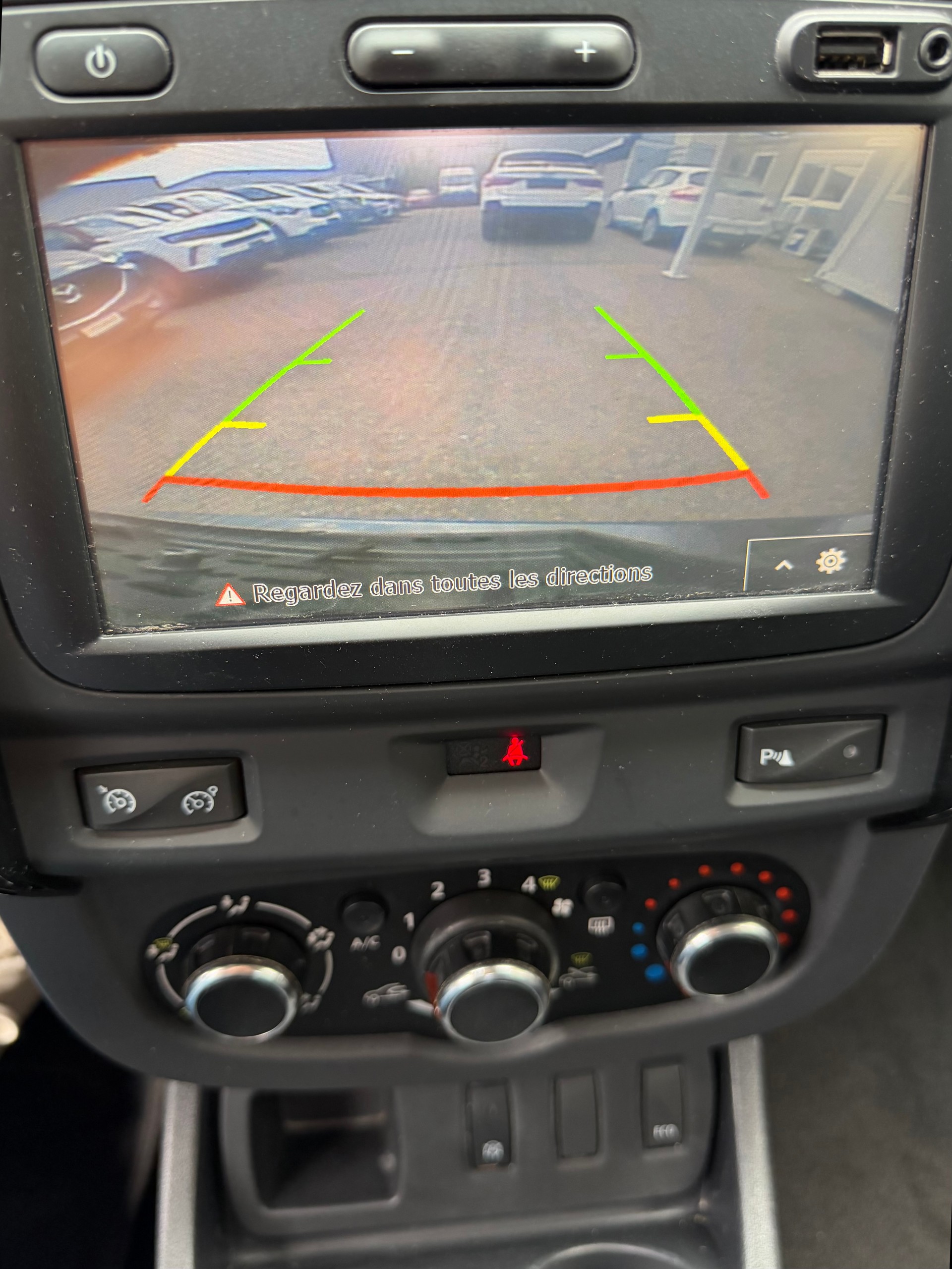 DACIA Duster 1.5 dCi Unlimited 4x2 EDC-image-8