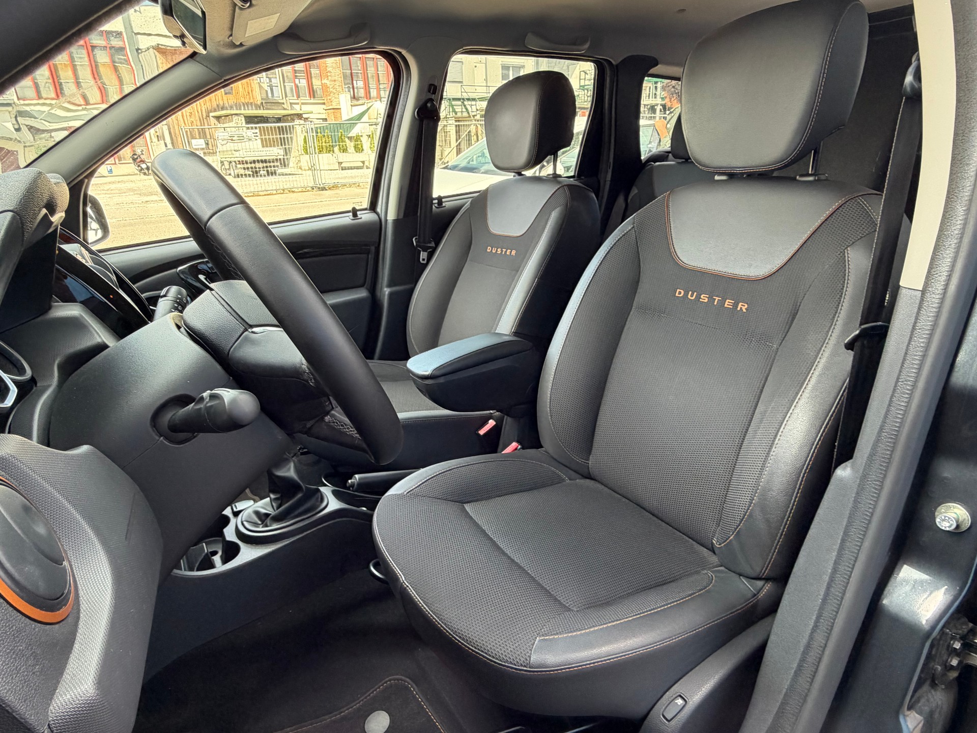 DACIA Duster 1.5 dCi Unlimited 4x2 EDC-image-6