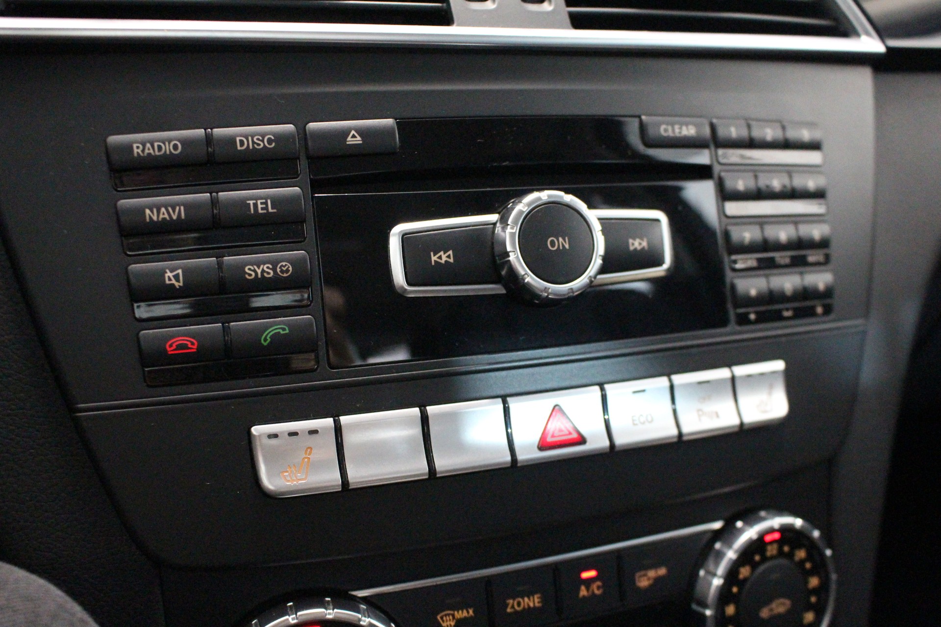 MERCEDES-BENZ C 200 CDI BlueEF Kombi-image-17
