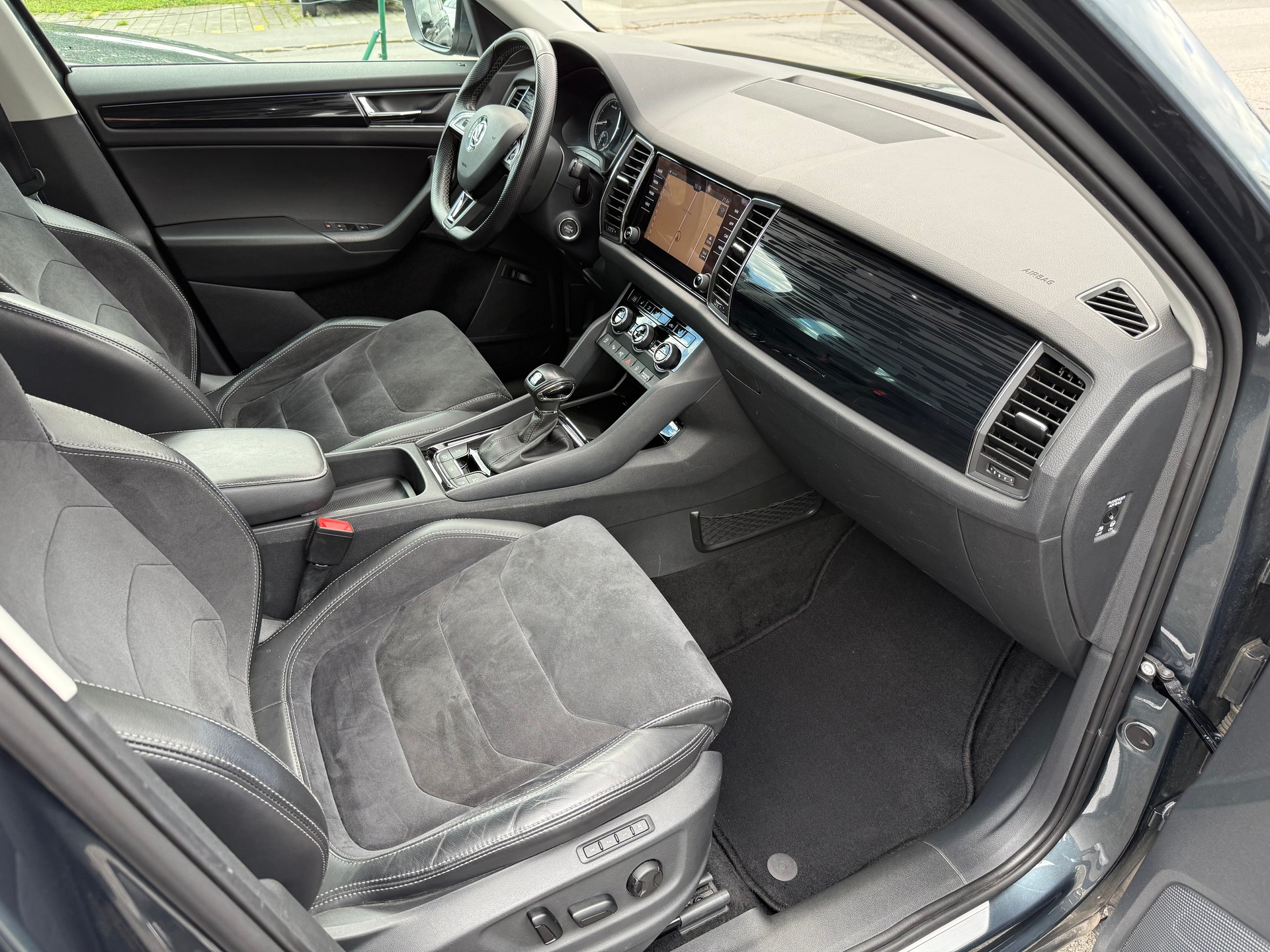 SKODA Kodiaq 2.0 TSI Style DSG-image-23