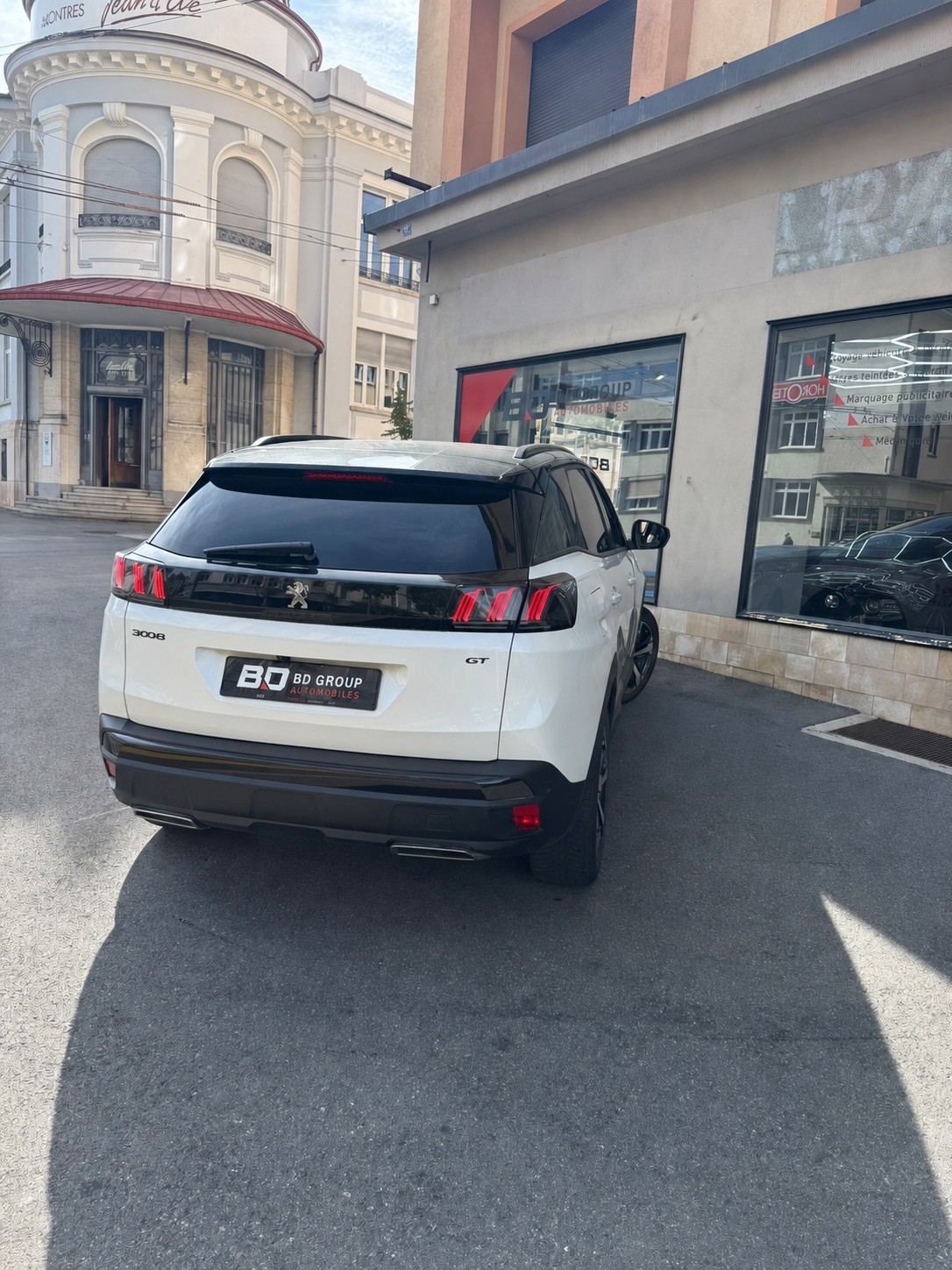 PEUGEOT 3008 1.6 PureTech GT Pack EAT8-image-4