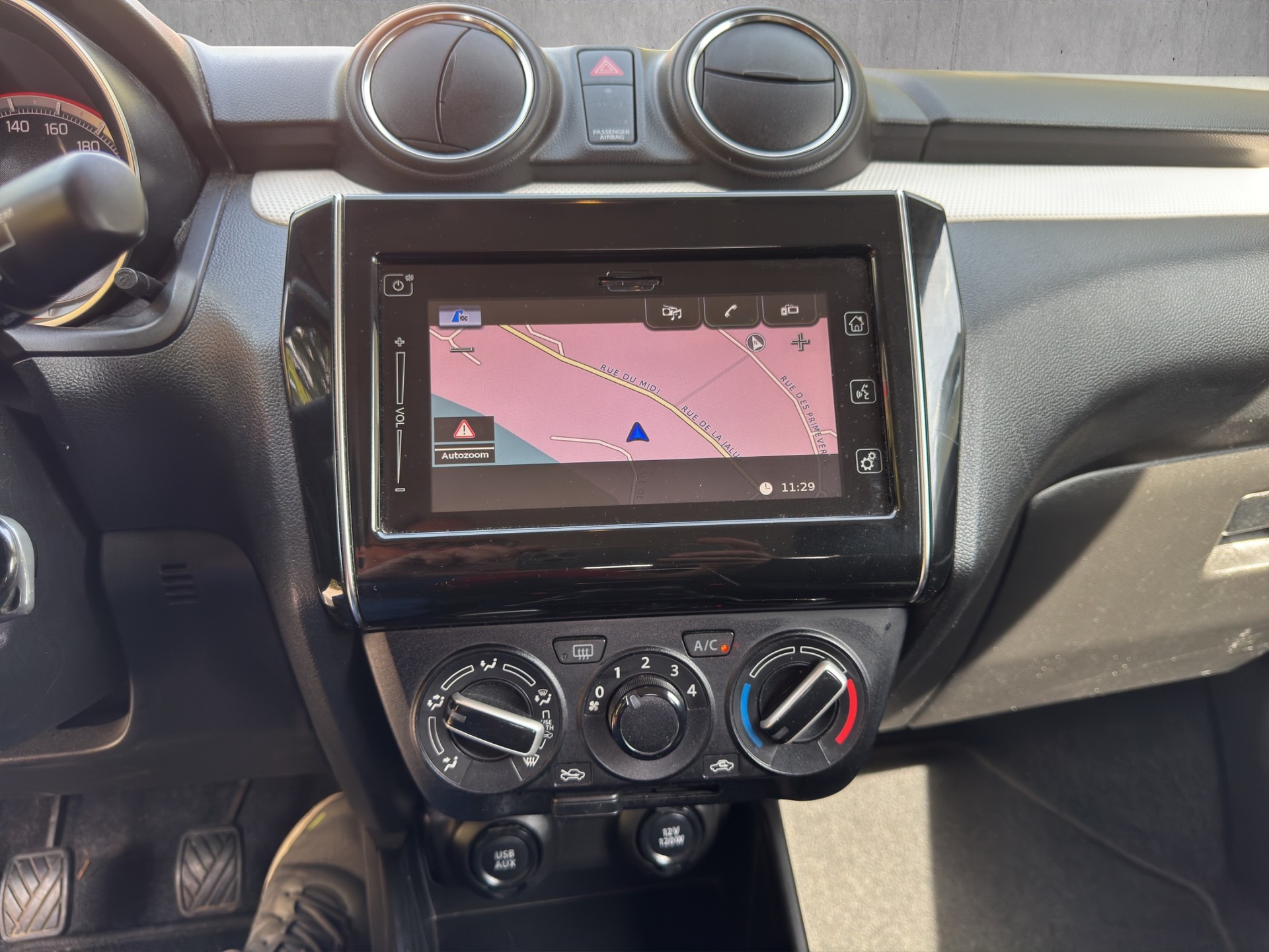 SUZUKI Swift 1.2i 16V Compact+ Allgrip 4x4-image-11